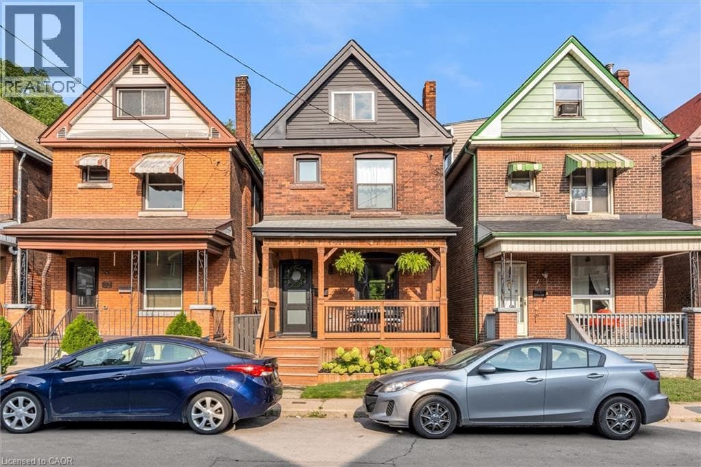 39 FAIRLEIGH AVENUE NORTH, Cornerstone — photo 2