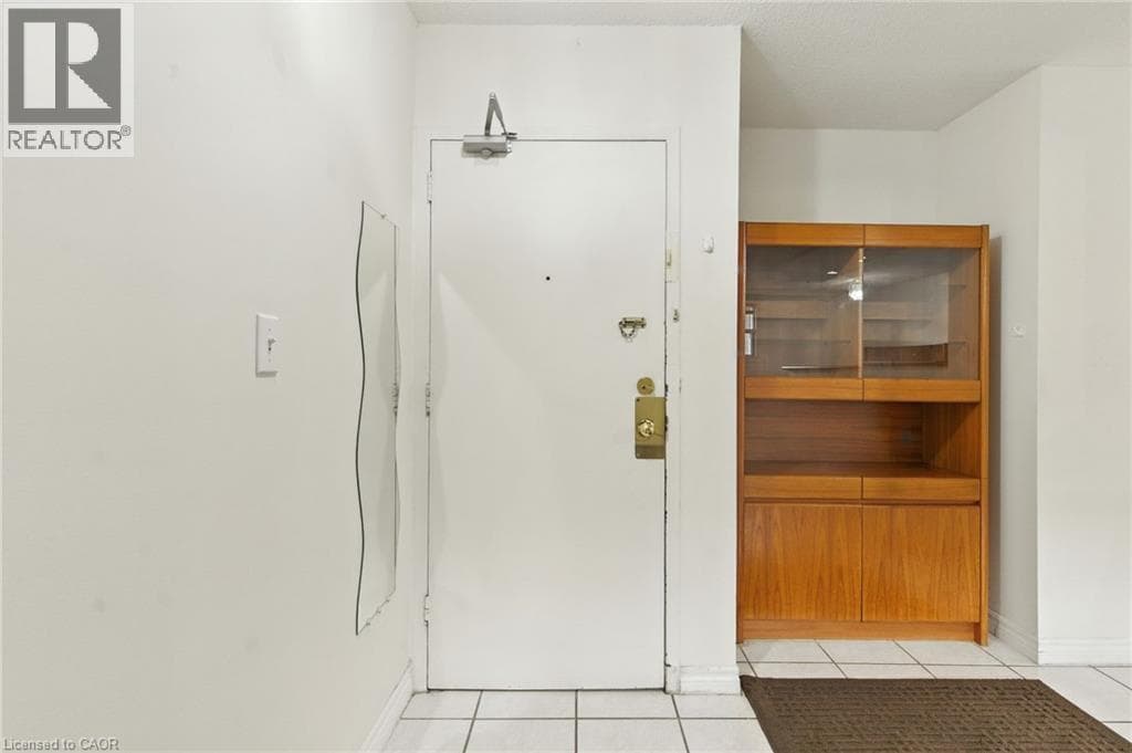 264 OAKDALE AVENUE UNIT 102, Cornerstone — photo 3
