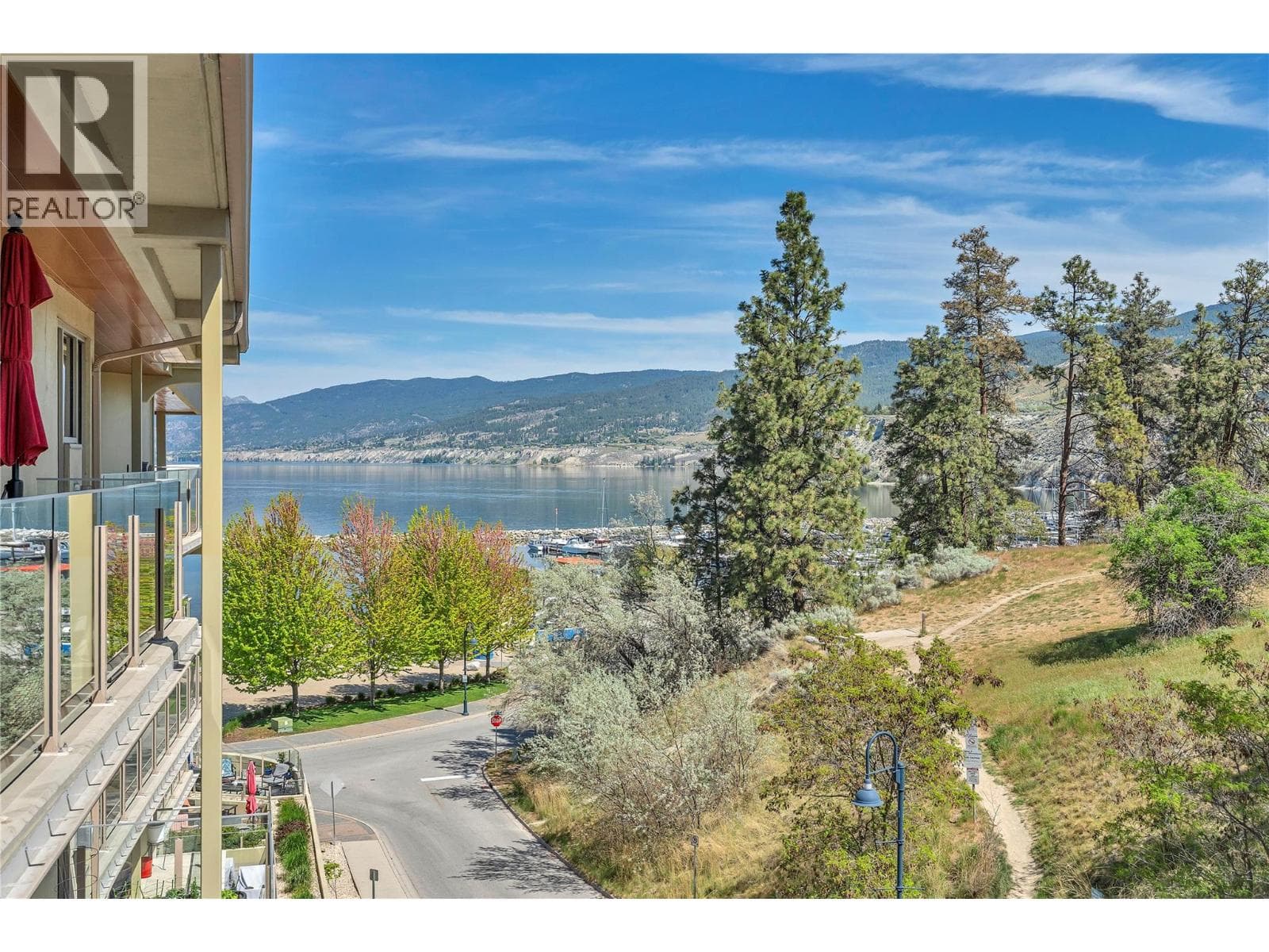 250 Marina Way Unit# 606, Interior REALTORS® — photo 2