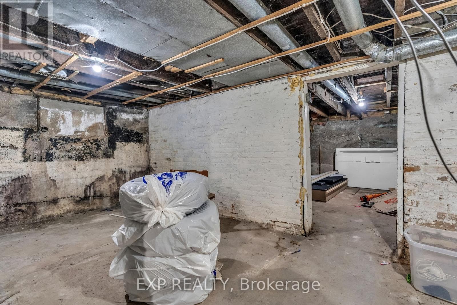 553 QUEBEC STREET, Toronto — photo 3