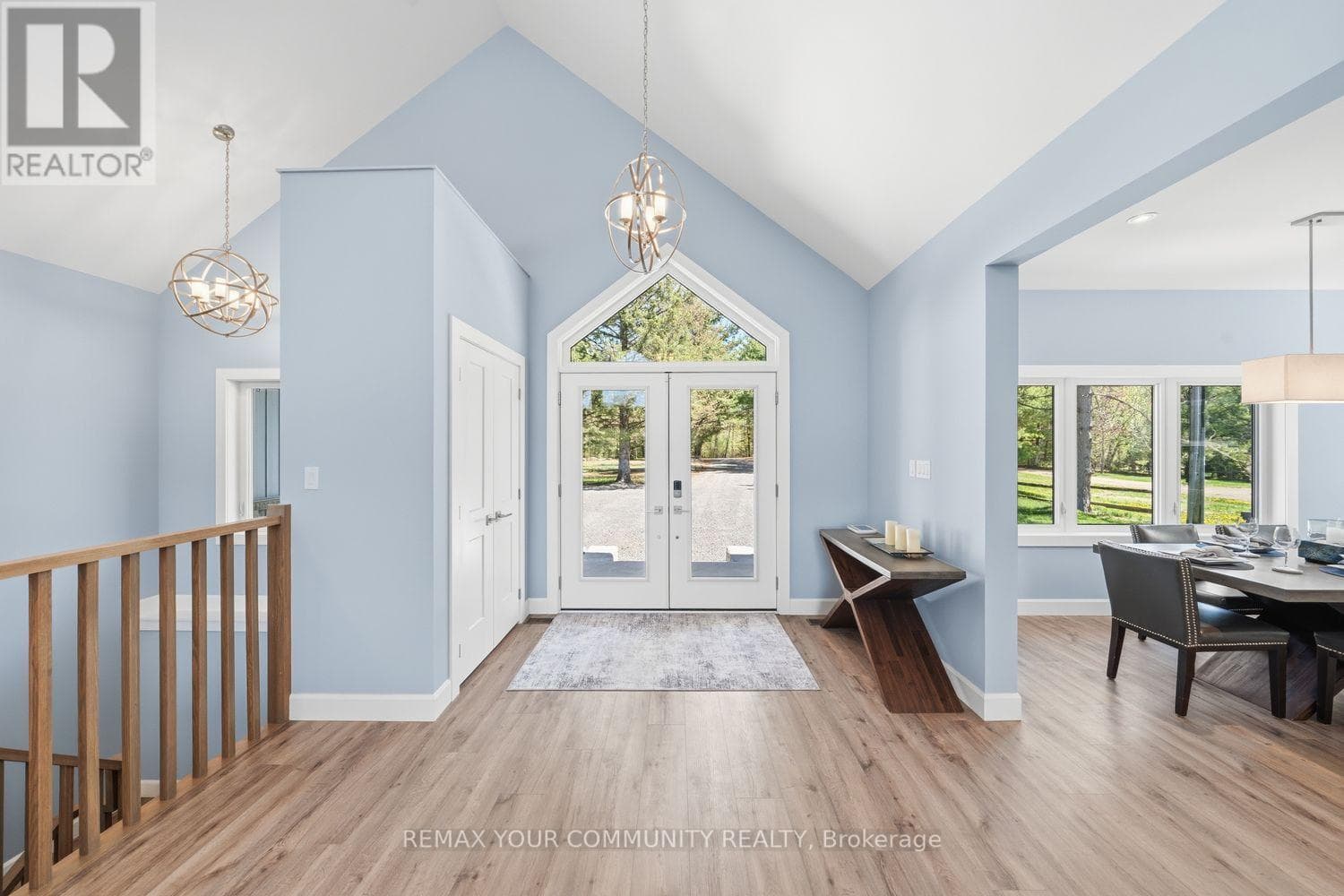 142 BENTLEY LAKE LOOP, Toronto — photo 5