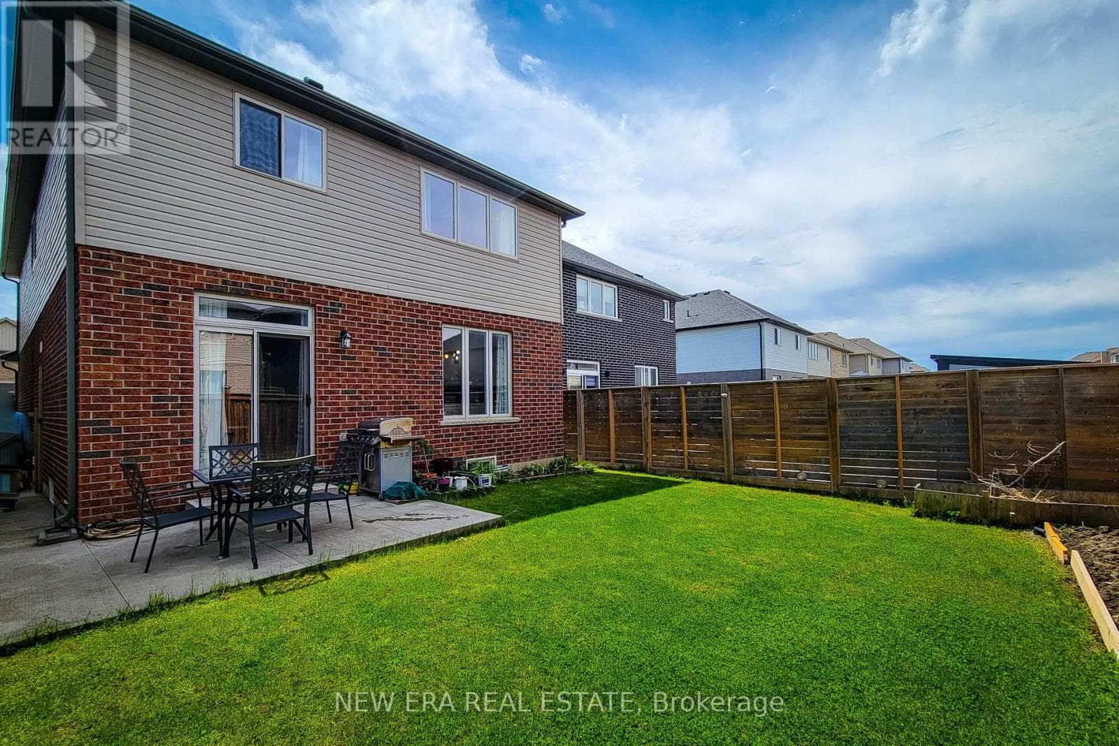 40 FAIRGROUNDS DRIVE, Toronto — photo 5