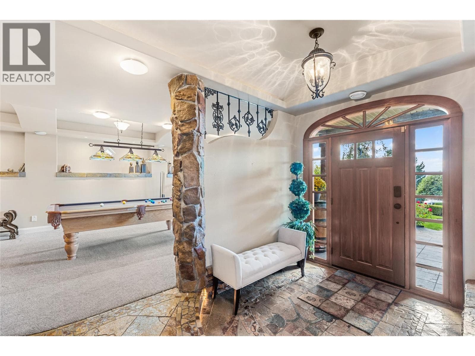 1778 VINEYARD DRIVE, Interior REALTORS® — photo 3