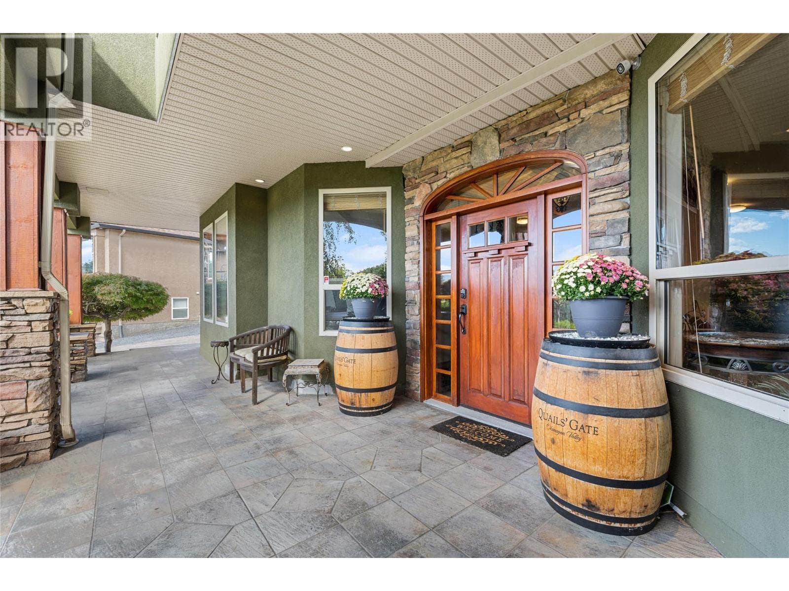 1778 VINEYARD DRIVE, Interior REALTORS® — photo 2