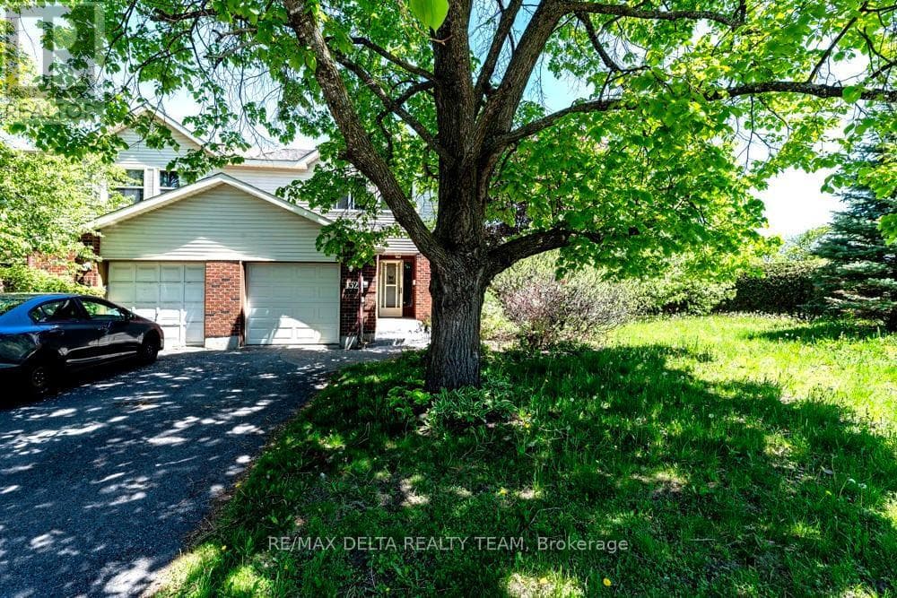 132 ACKLAM TERRACE, Ottawa — photo 2