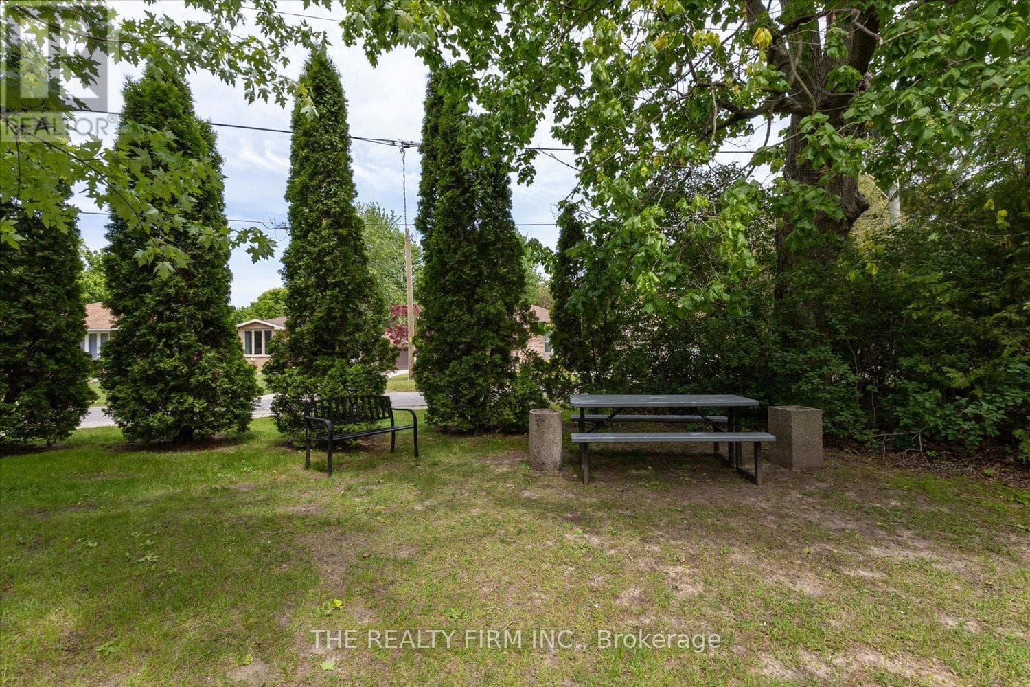 207 - 220 DUKE STREET, London and St. Thomas — photo 4