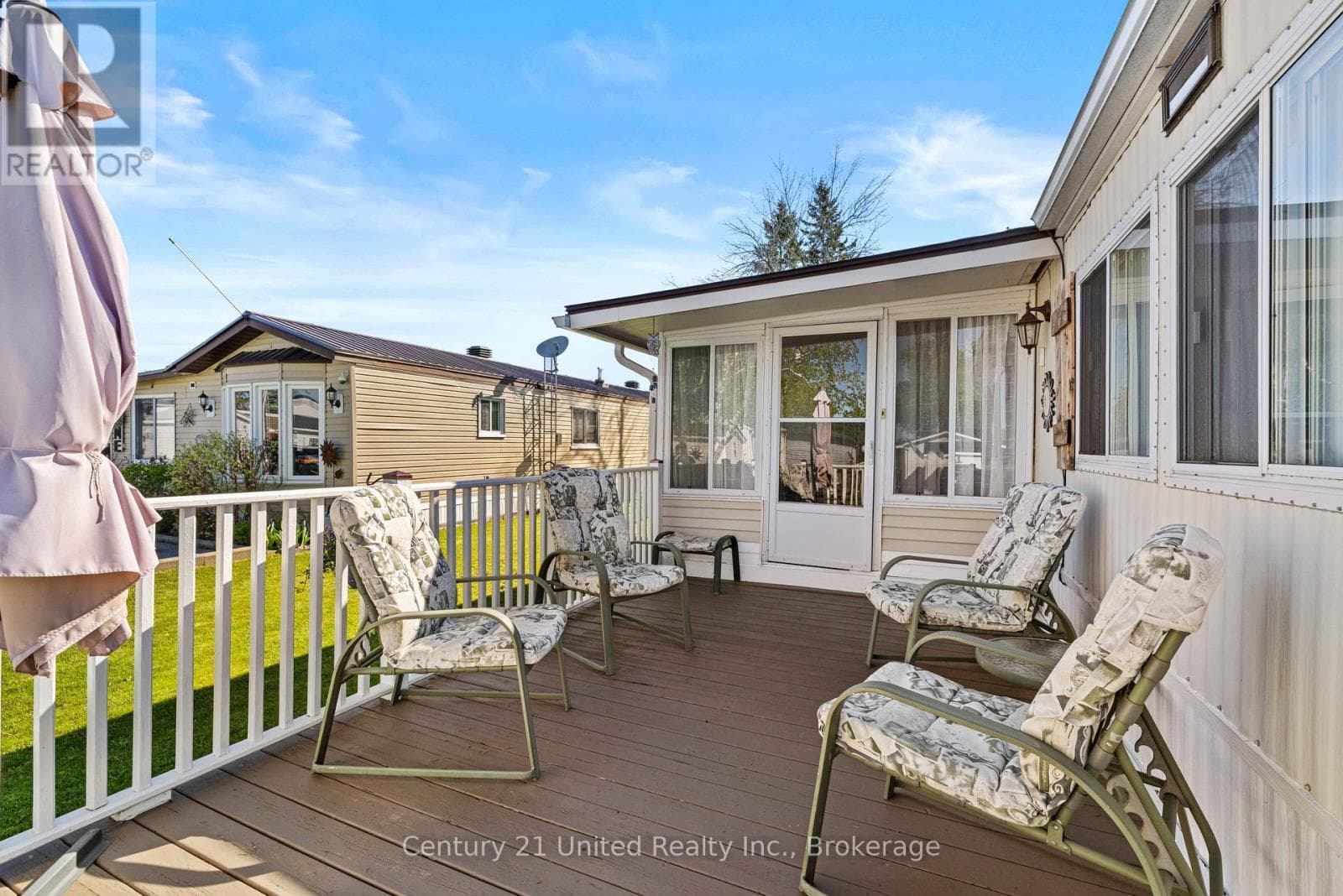 5 HILLCREST DRIVE, Central Lakes — photo 3