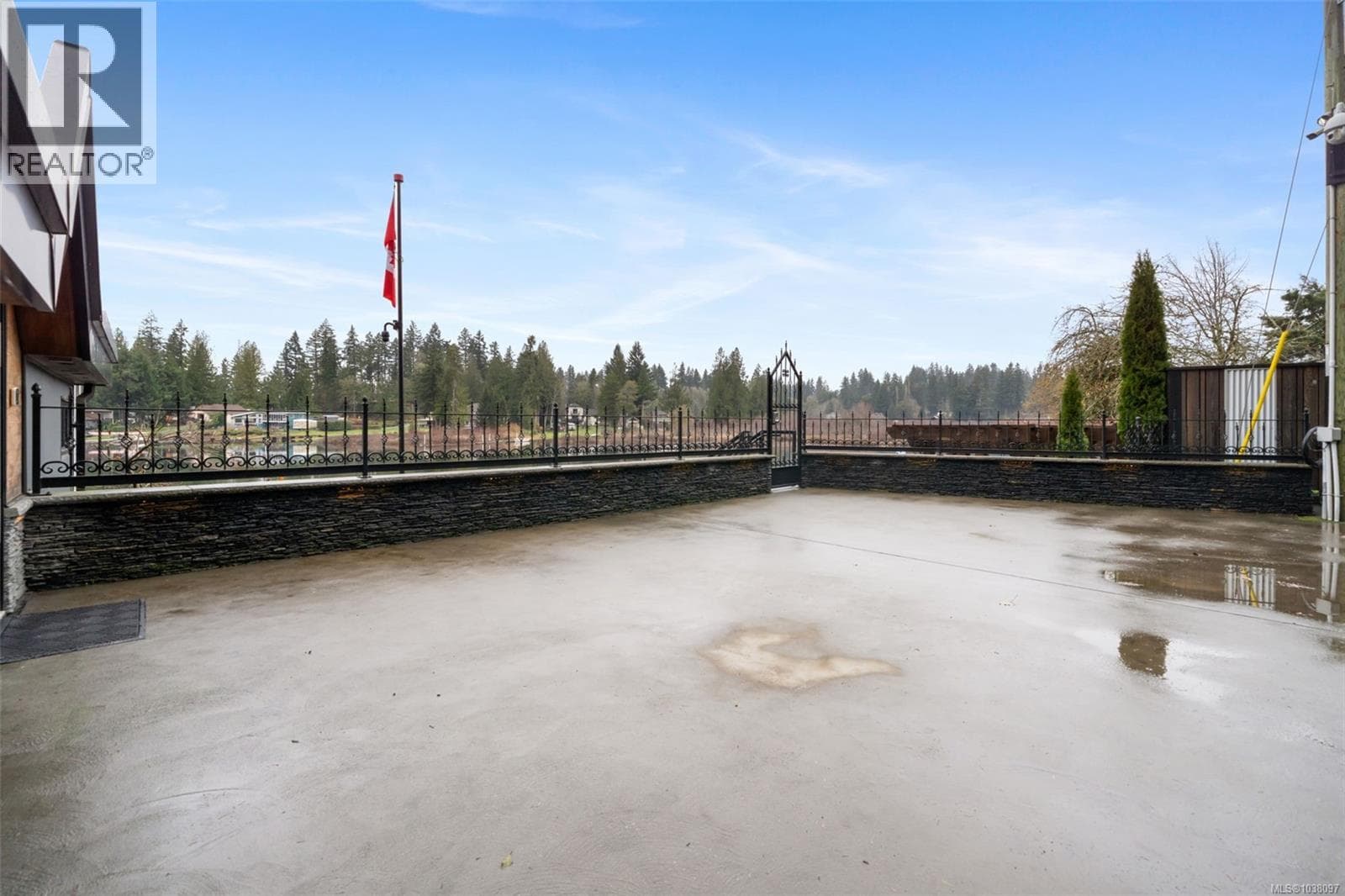 2386 Shawnigan Lake Rd, Victoria — photo 5