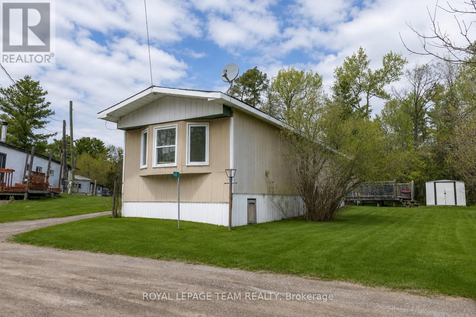 40 TIMOTHY DRIVE, Ottawa — photo 2
