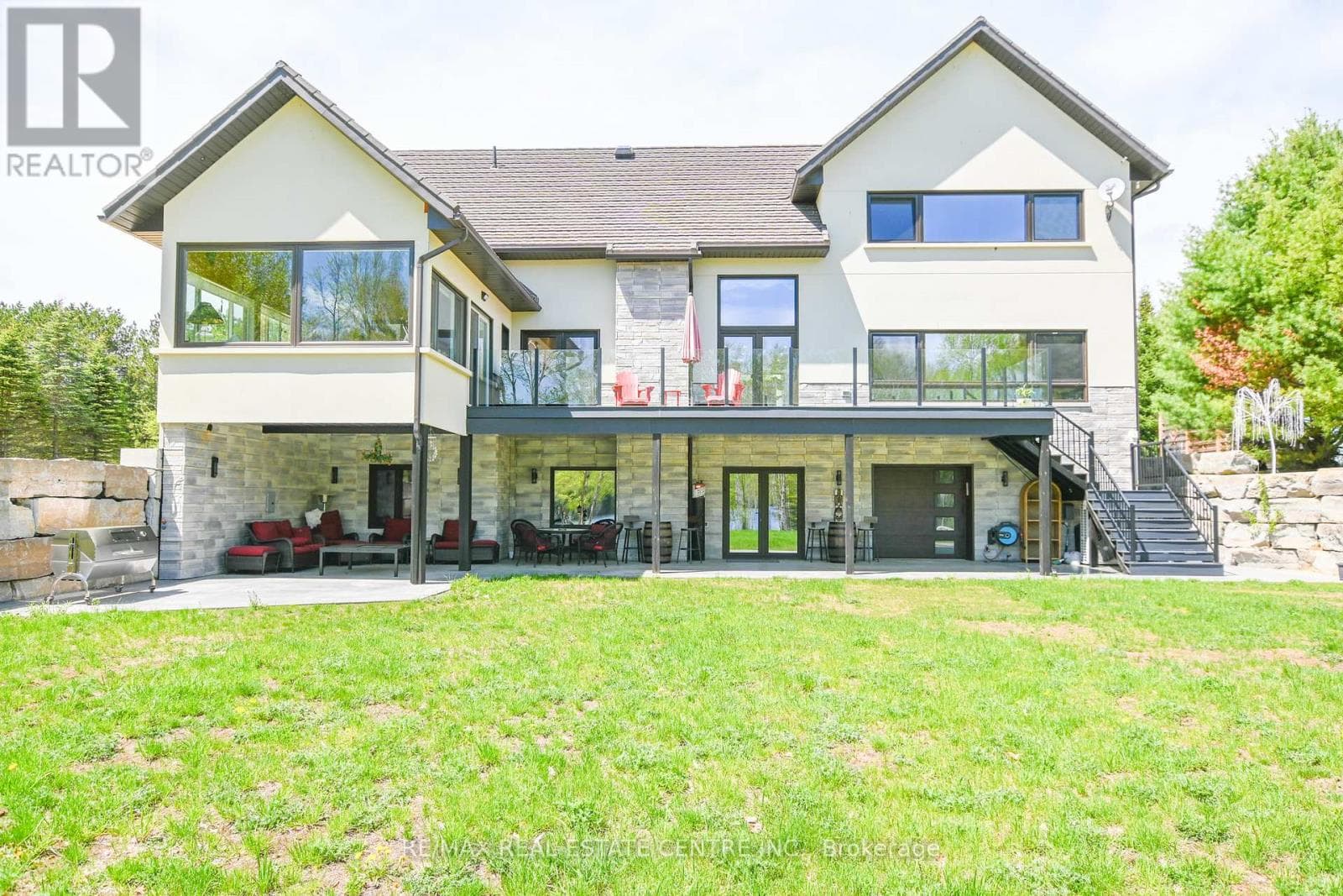 99 BRETHOUR ROAD in