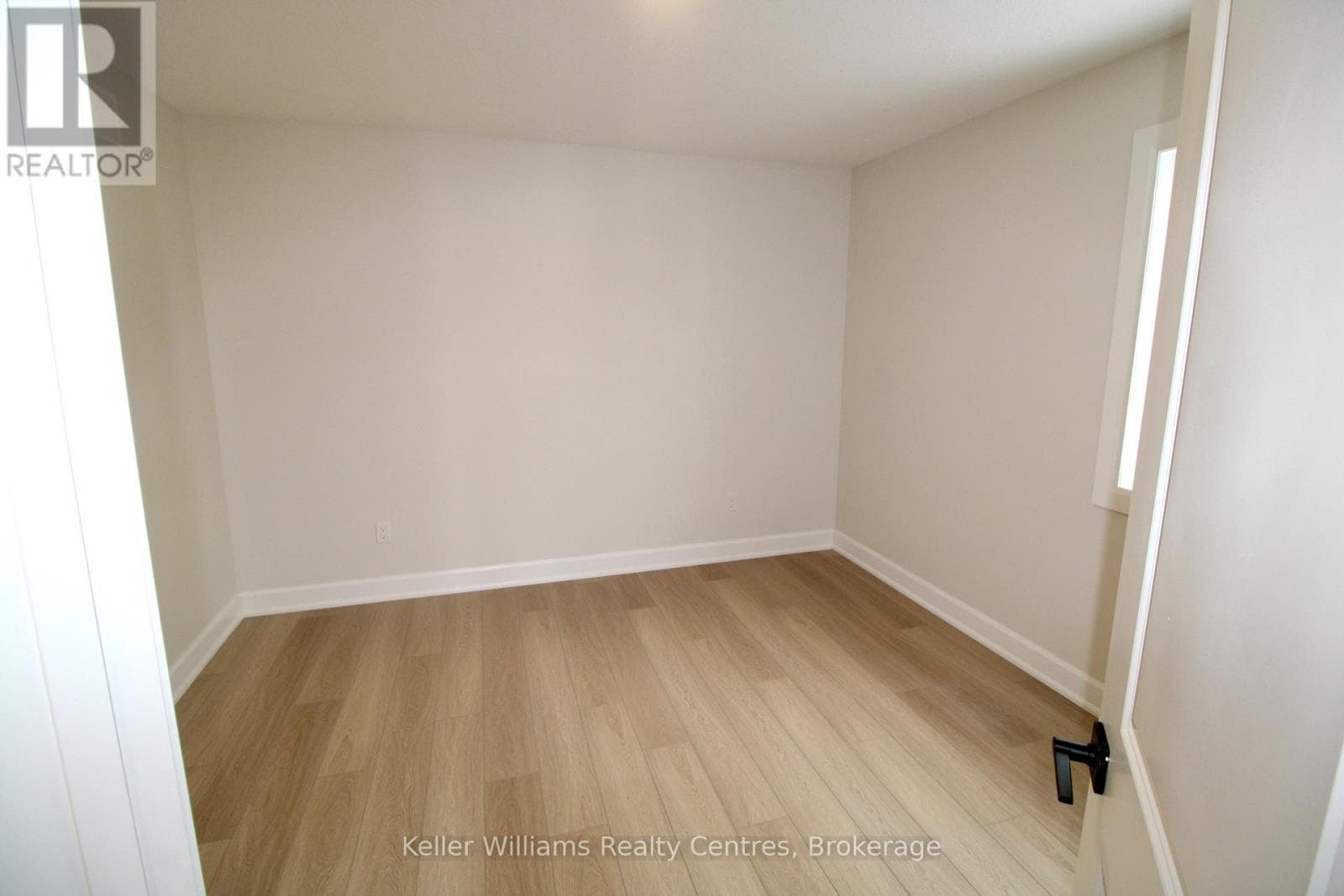 844 22ND AVENUE A, OnePoint — photo 4