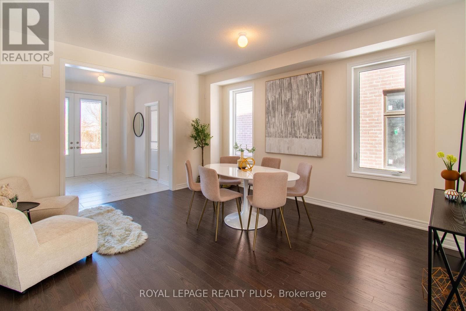 147 DOVEDALE DRIVE, Toronto — photo 4