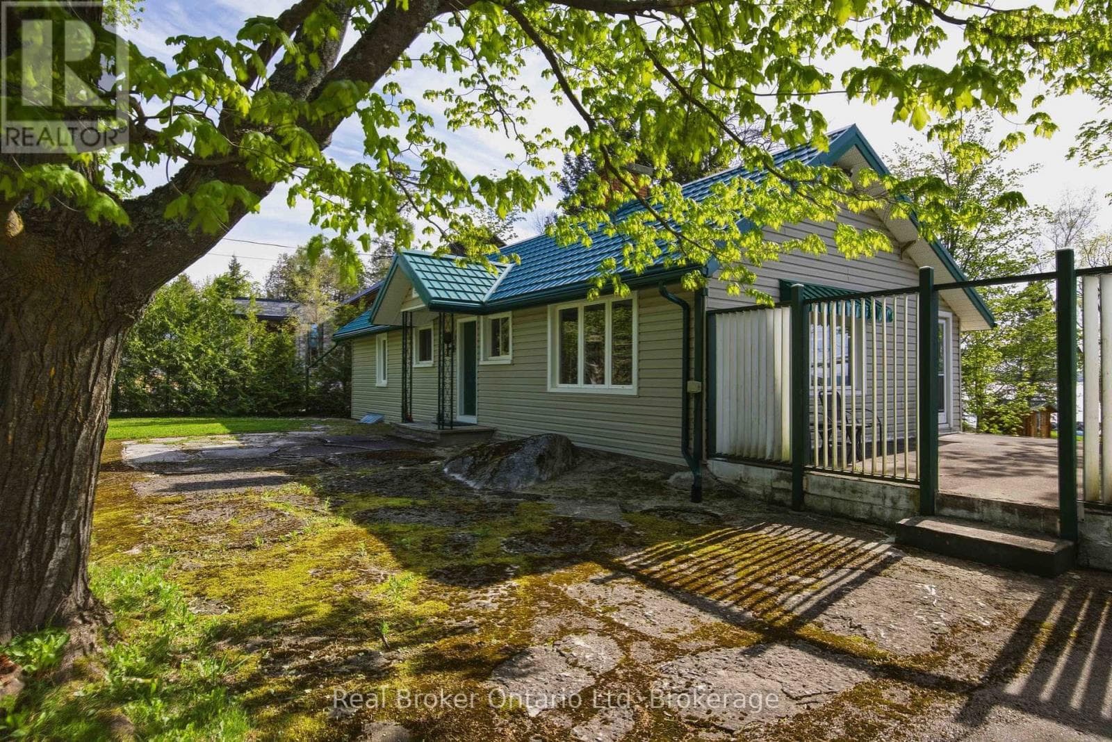 275 BALMY BEACH ROAD, OnePoint — photo 3