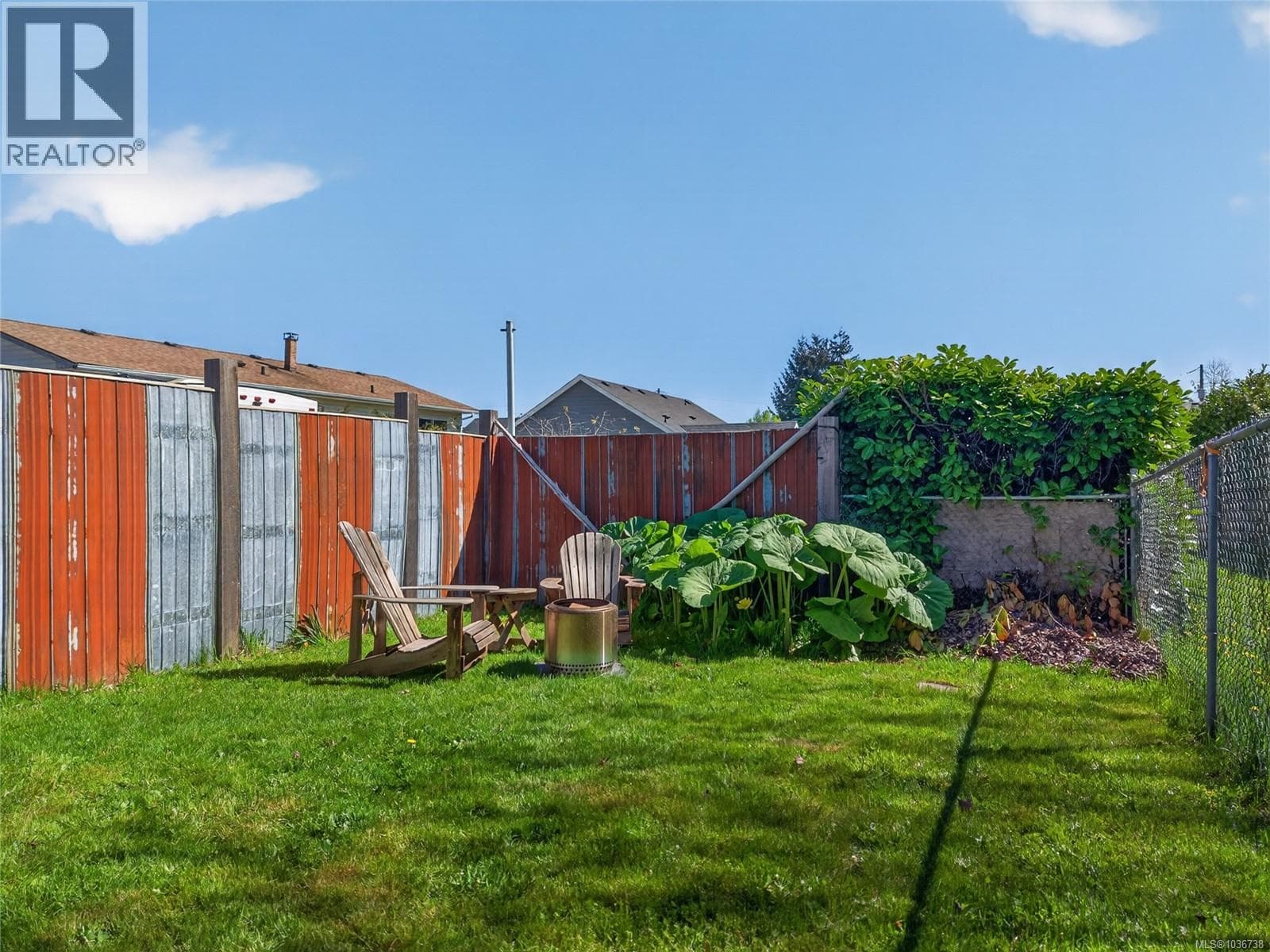 2821 Windermere Ave, Vancouver Island — photo 5