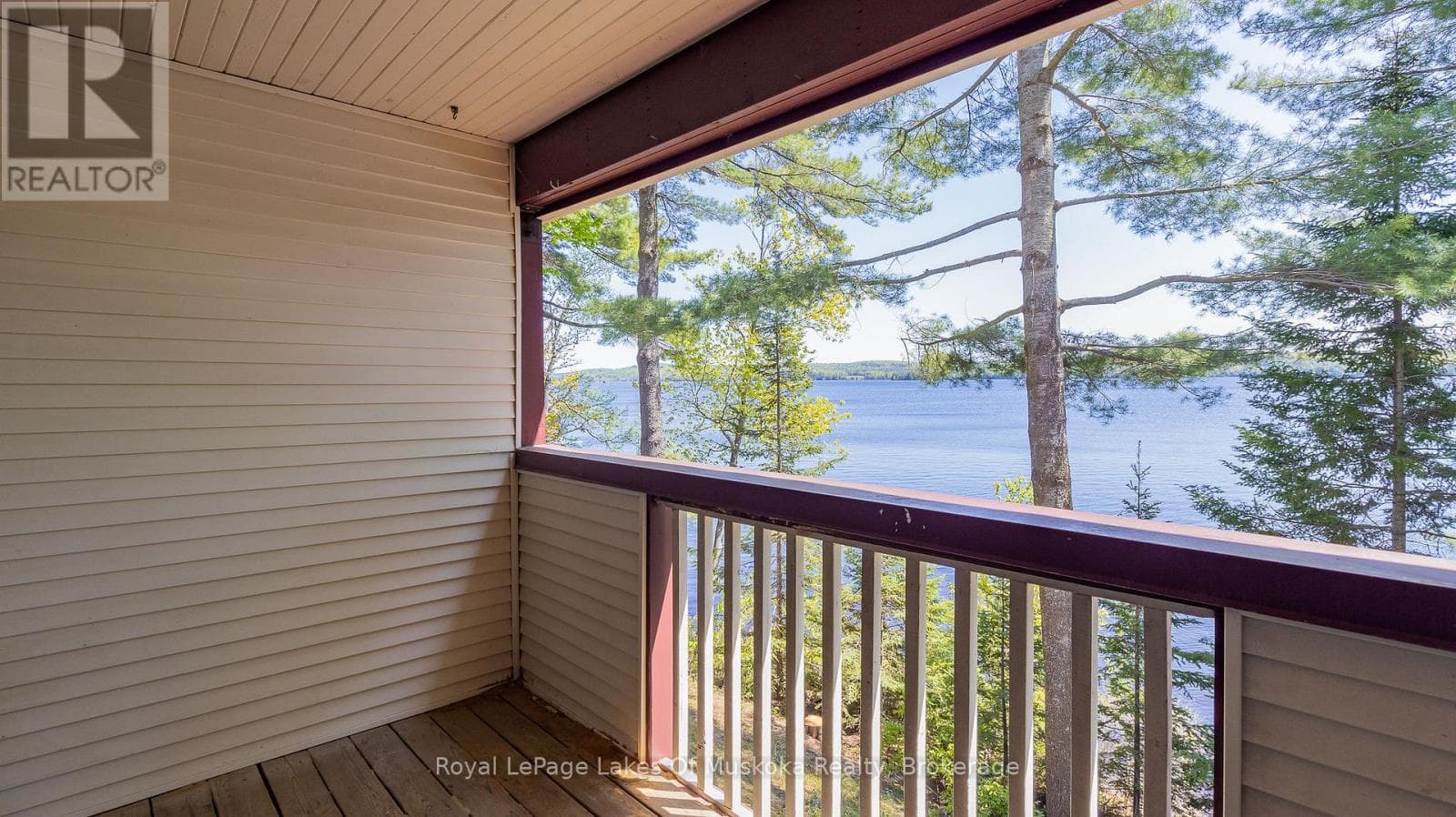 208 - 10 COVESIDE DRIVE, OnePoint — photo 2