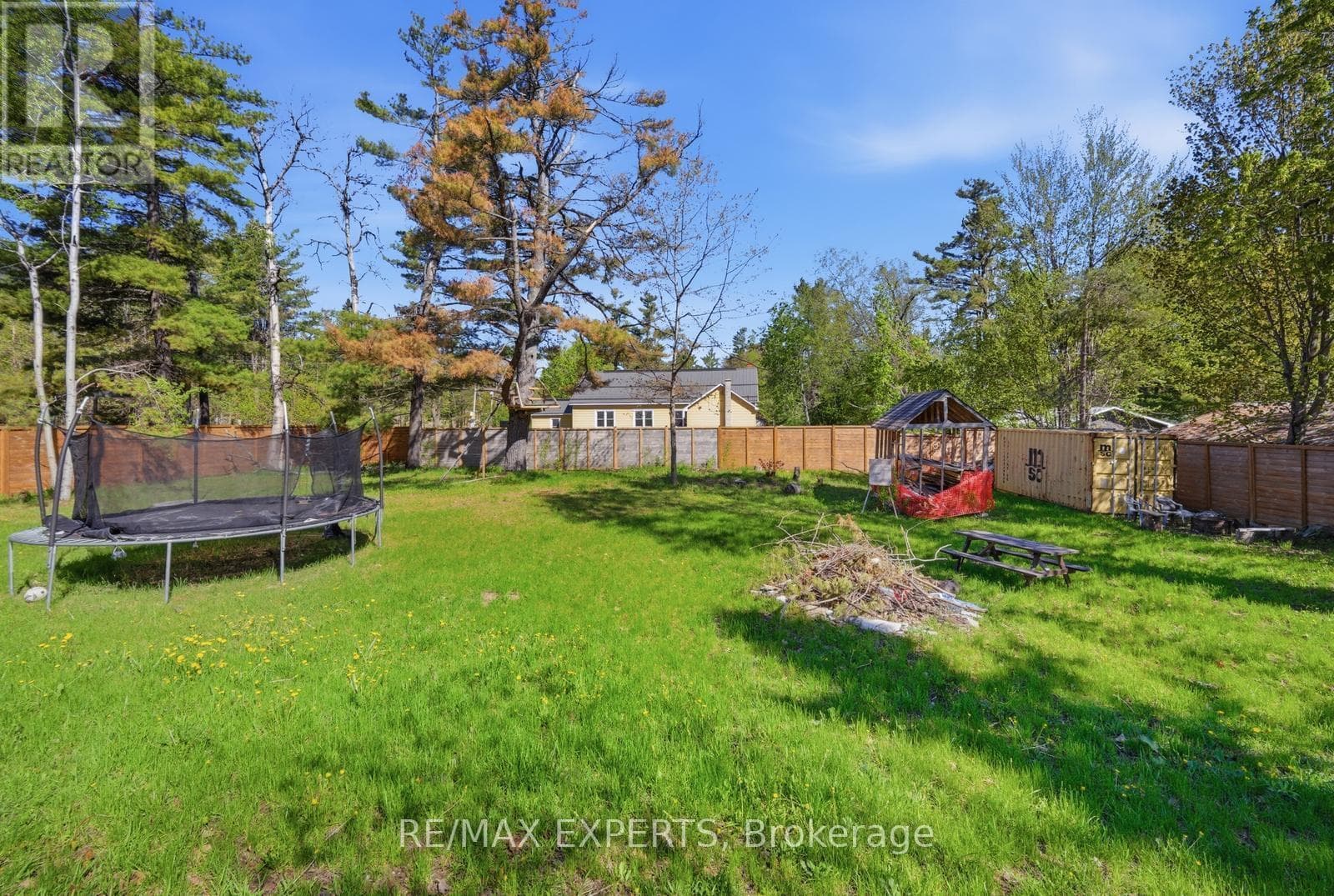 3251 SOUTH SPARROW LAKE ROAD, Toronto