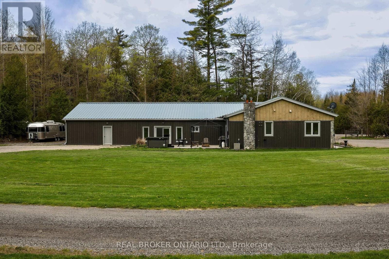 4589 WATSON ROAD N in 
