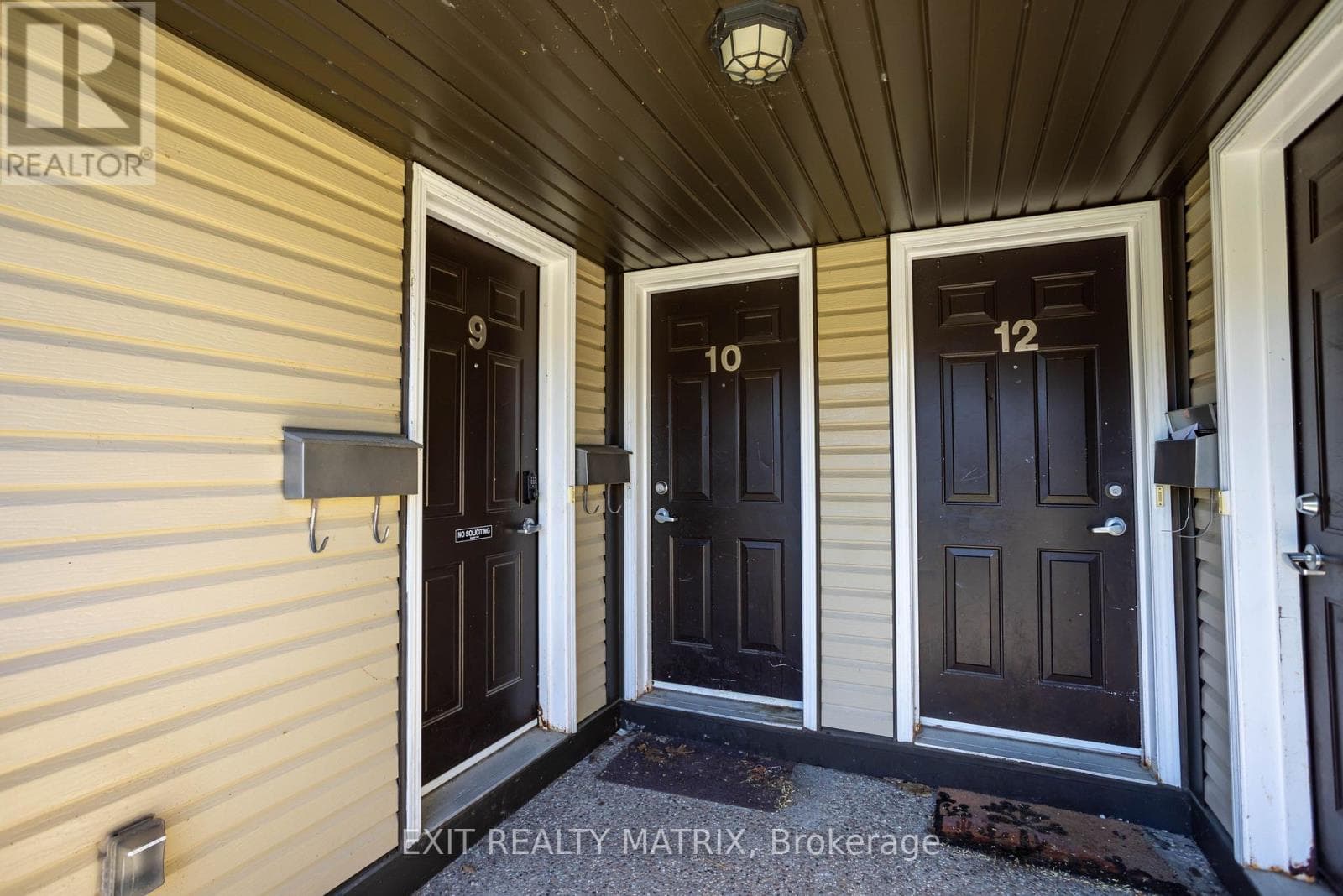9 - 2224 MARBLE CRESCENT, Ottawa — photo 2