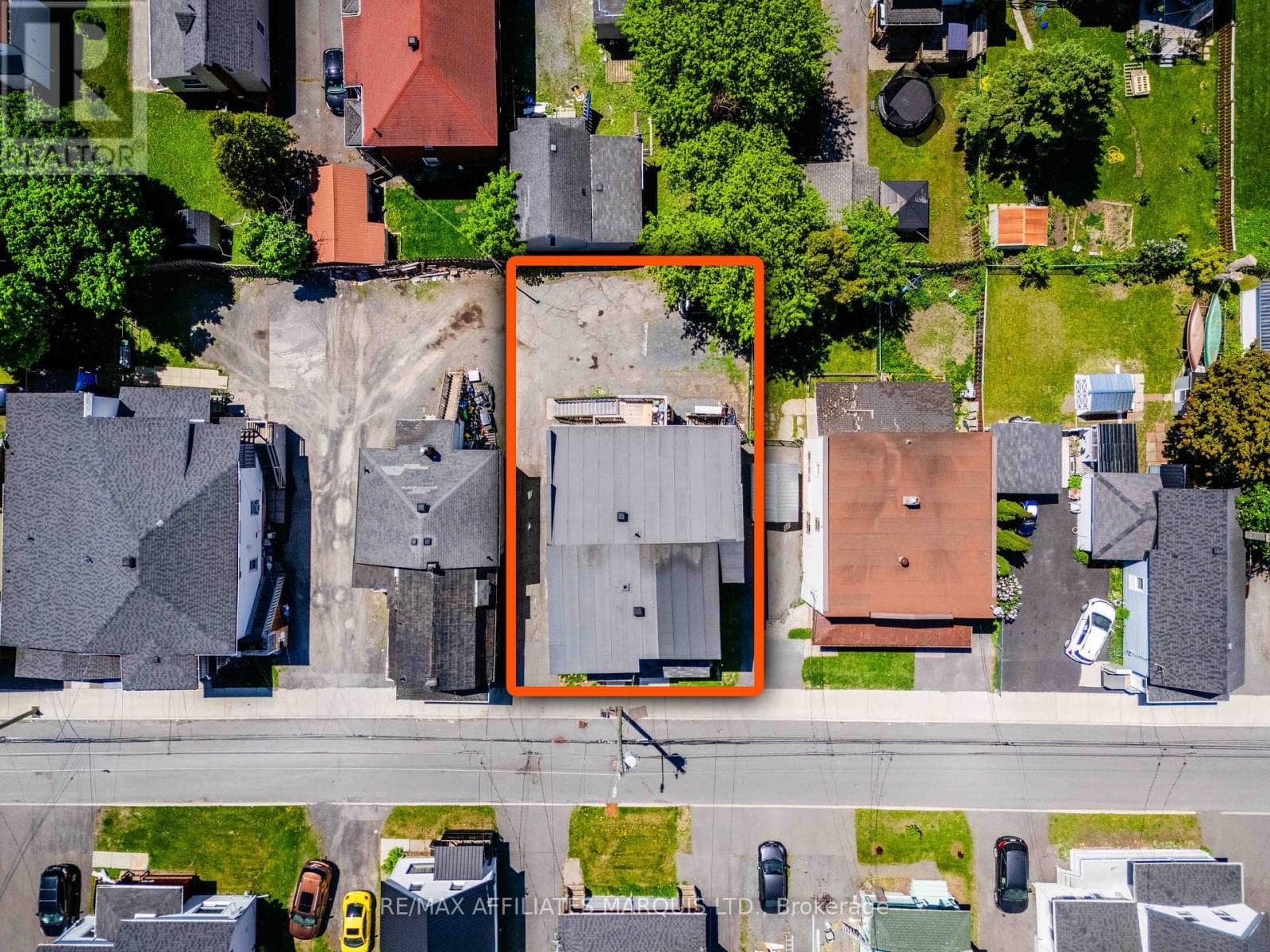 231 LOUISA STREET, Cornwall — photo 2