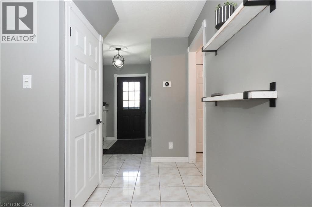 15 DALES Drive, Cornerstone — photo 5