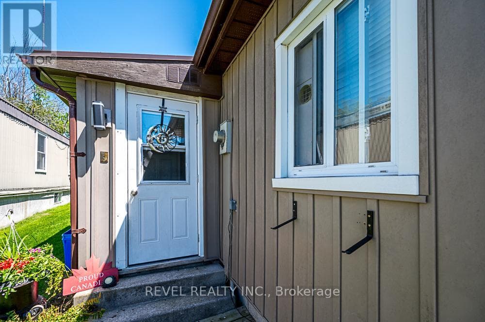 64 OTTER LINE, Central Lakes — photo 3