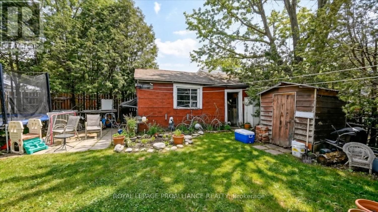 675 ZAIRE STREET, Rideau St.Lawrence — photo 2