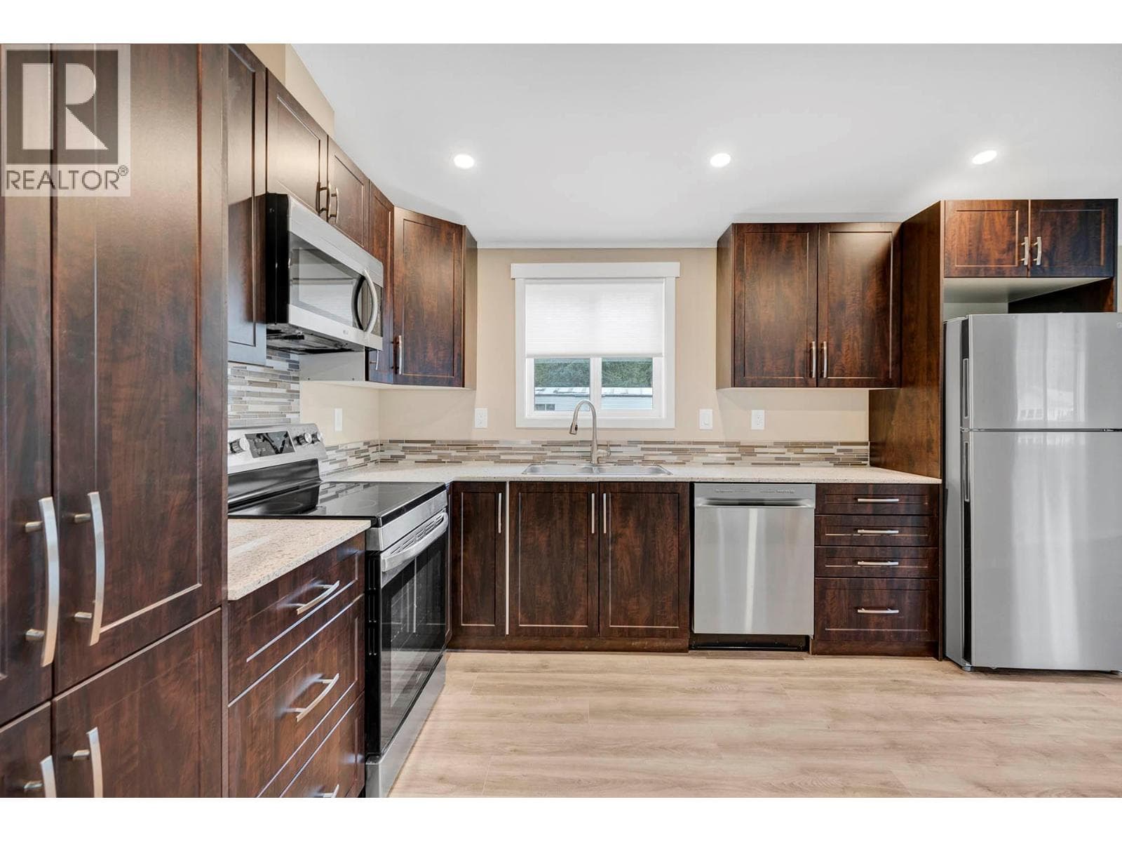 121 Ferry Road Unit# 34, Interior REALTORS® — photo 5