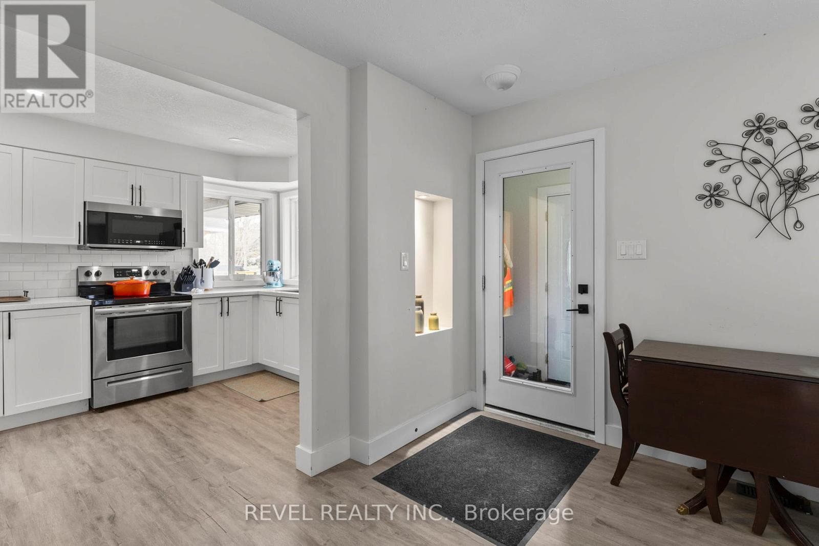 99 WELLINGTON STREET EAST, Toronto — photo 5