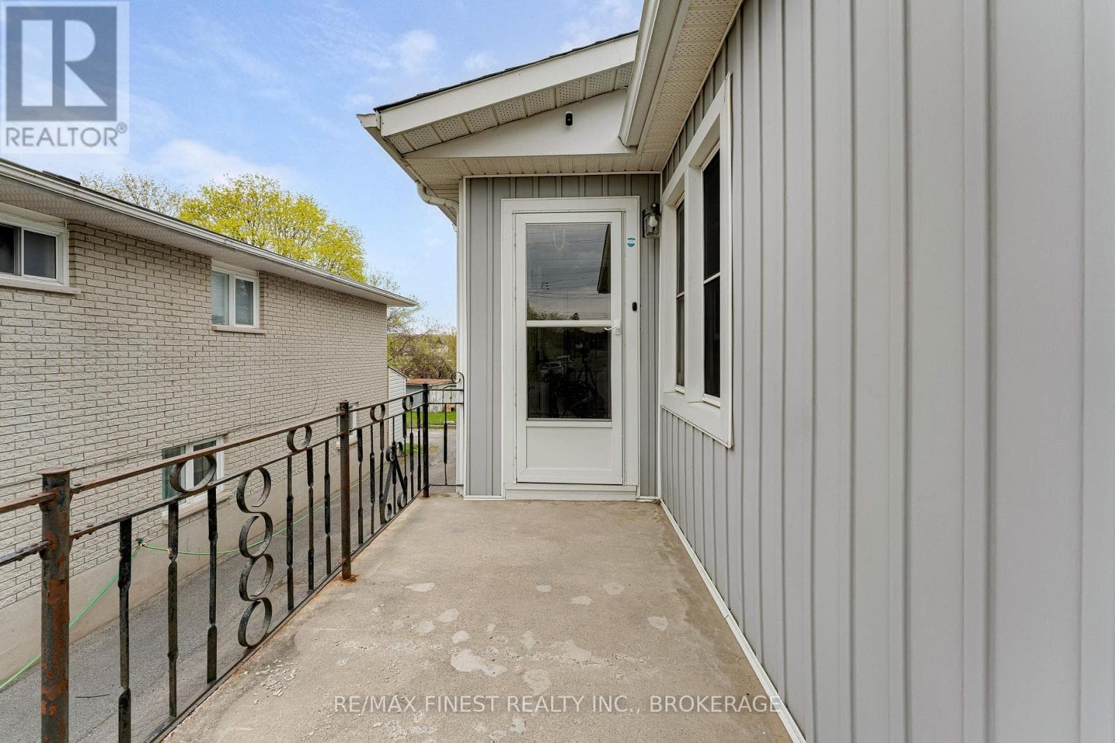 81 WELLER AVENUE, Kingston — photo 3