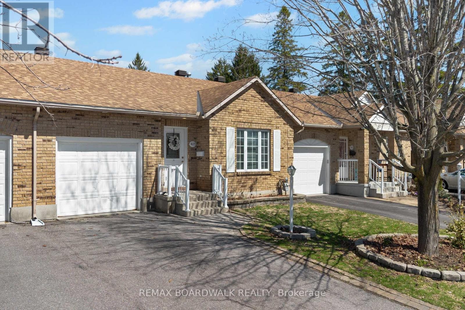 403 FLORA STREET, Ottawa — photo 2