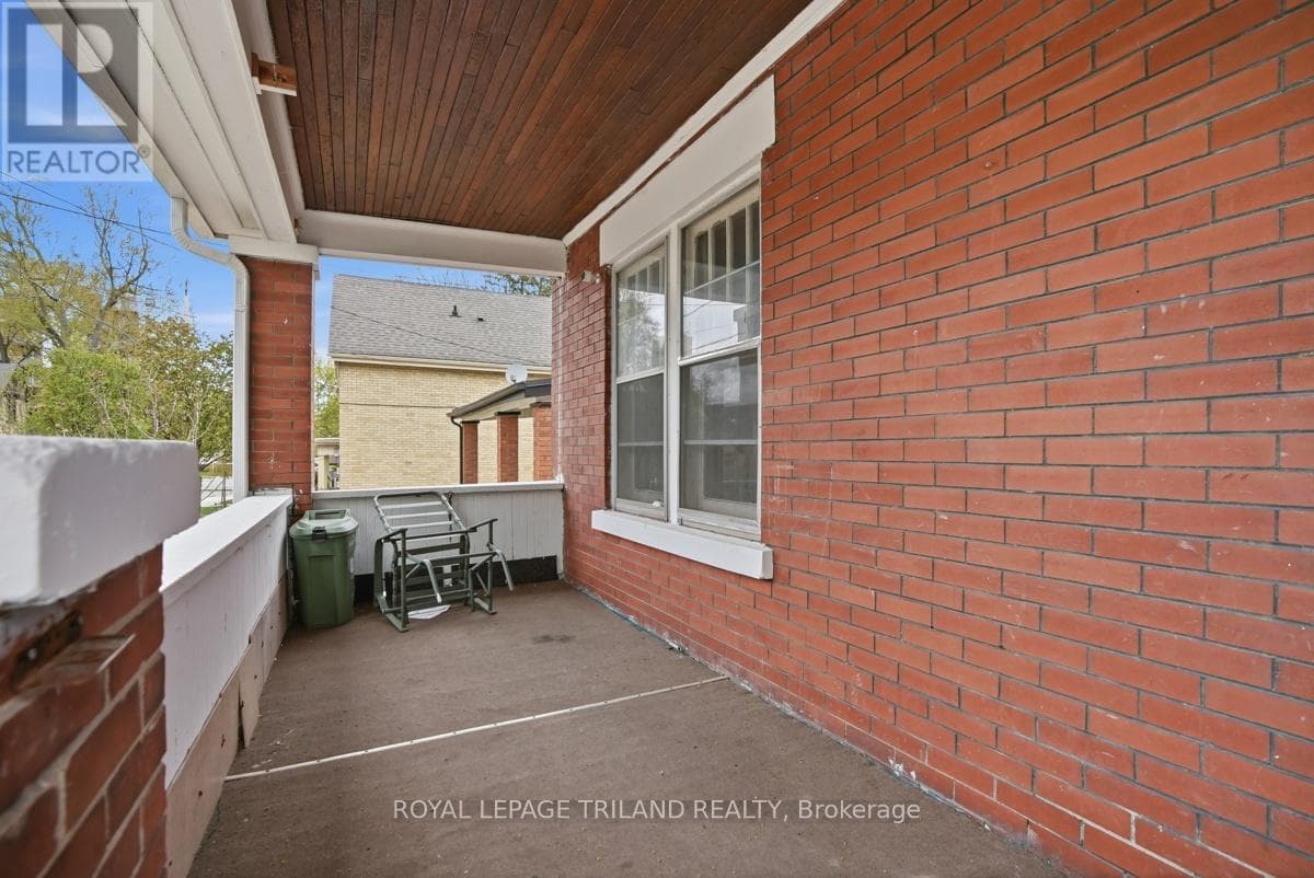 98 CARTWRIGHT STREET, London and St. Thomas — photo 4