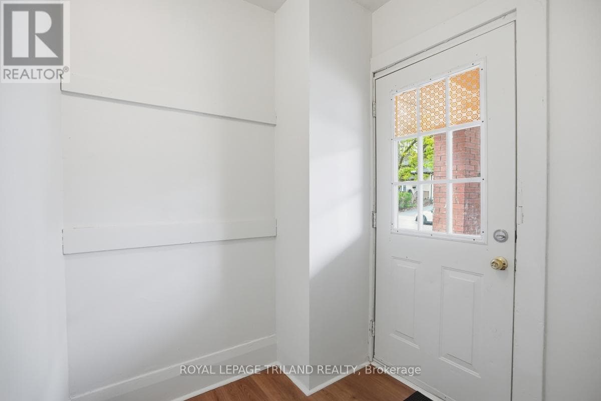 98 CARTWRIGHT STREET, London and St. Thomas — photo 5