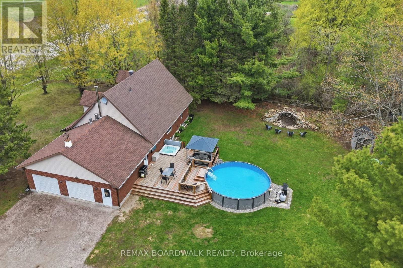 1903 CHRISTIE LAKE ROAD, Ottawa — photo 3