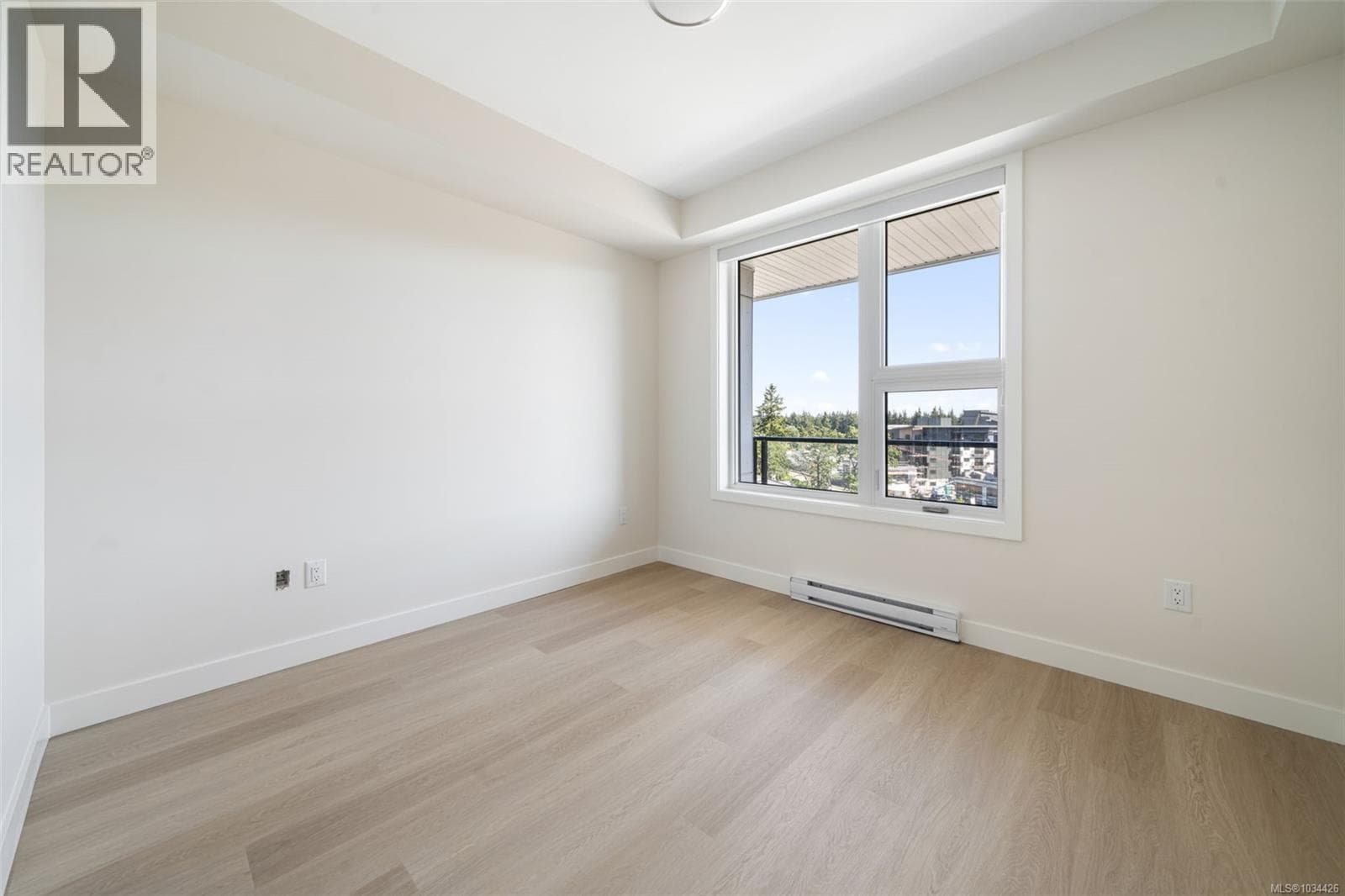 309 777 Station Ave, Victoria — photo 2