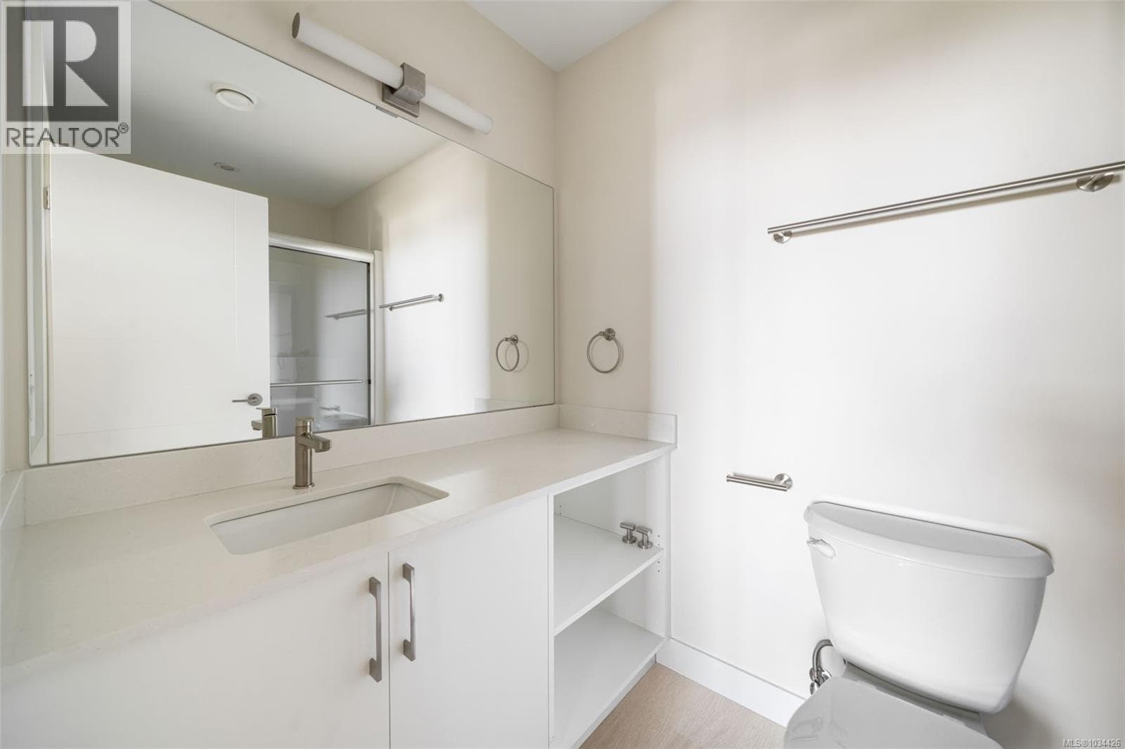 309 777 Station Ave, Victoria — photo 5