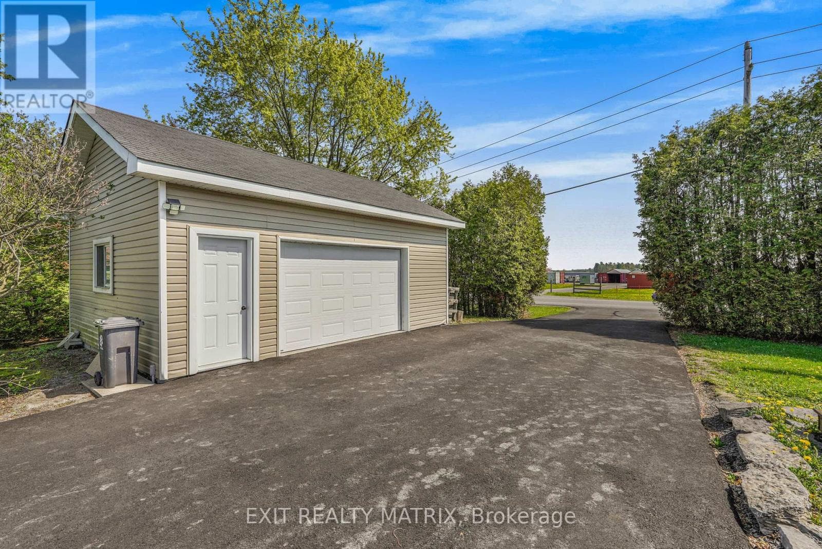 1871 LAJOIE STREET, Ottawa — photo 3