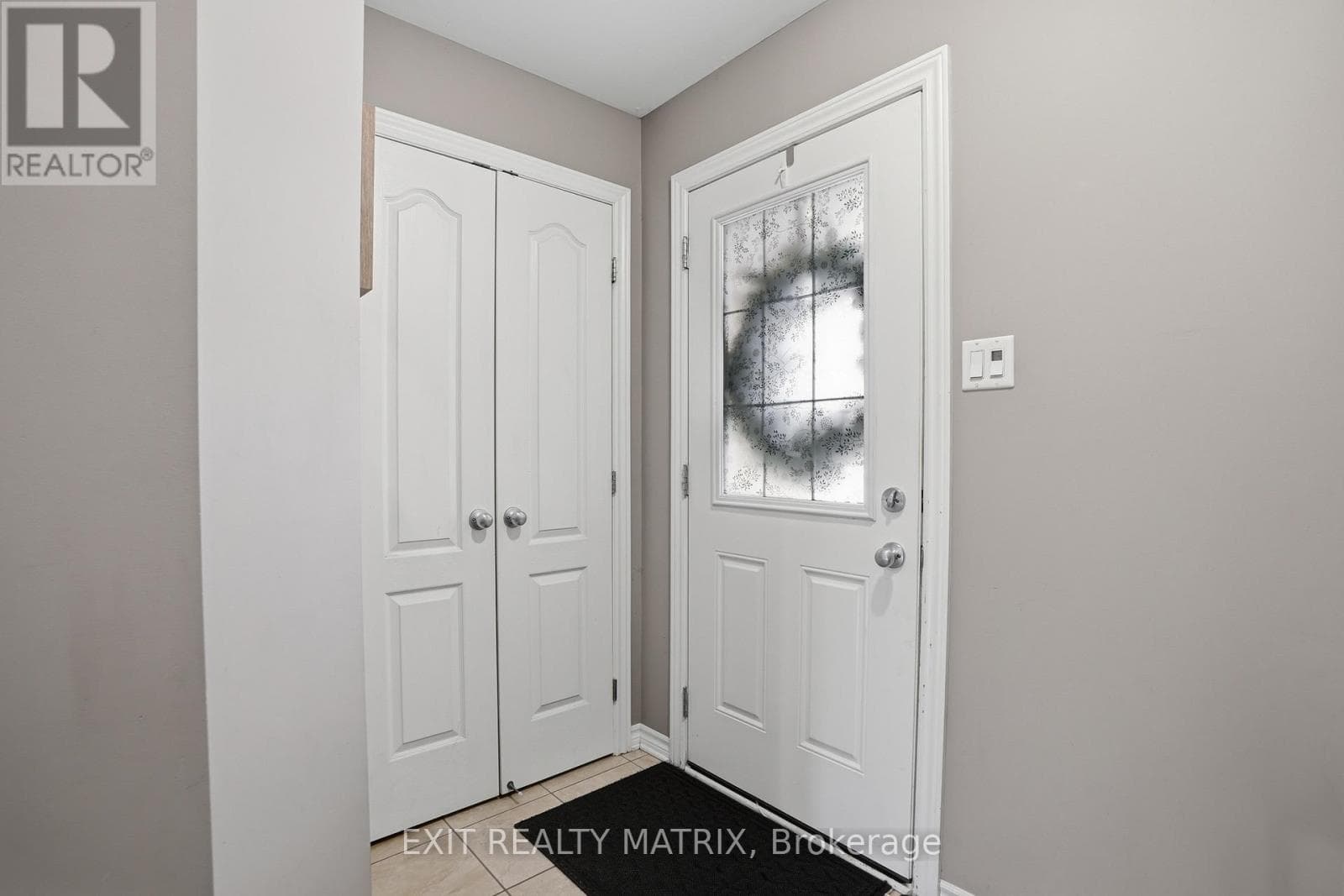 111 BRUNET STREET, Ottawa — photo 3