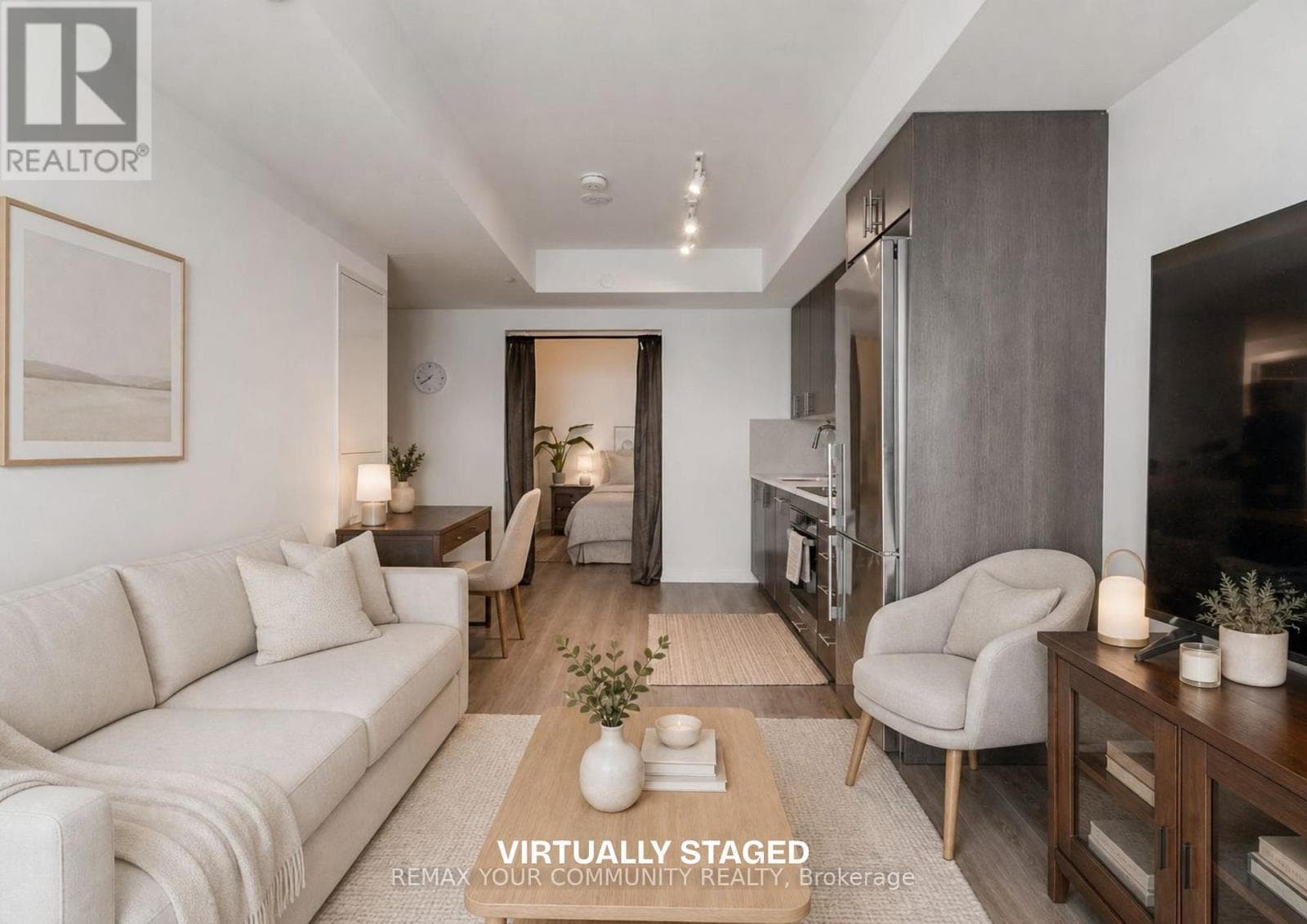 2302 - 2545 SIMCOE STREET, Toronto — photo 4