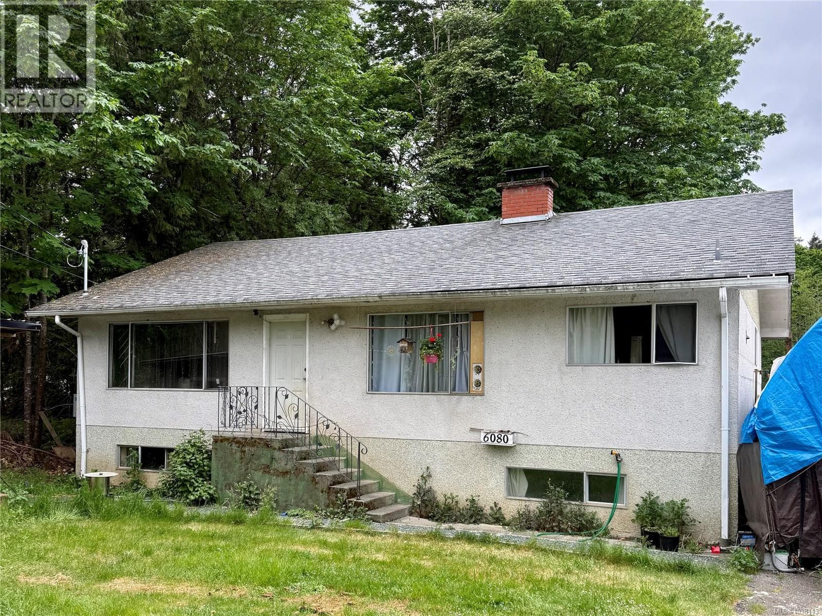 6080 Stuart Ave, Vancouver Island — photo 2