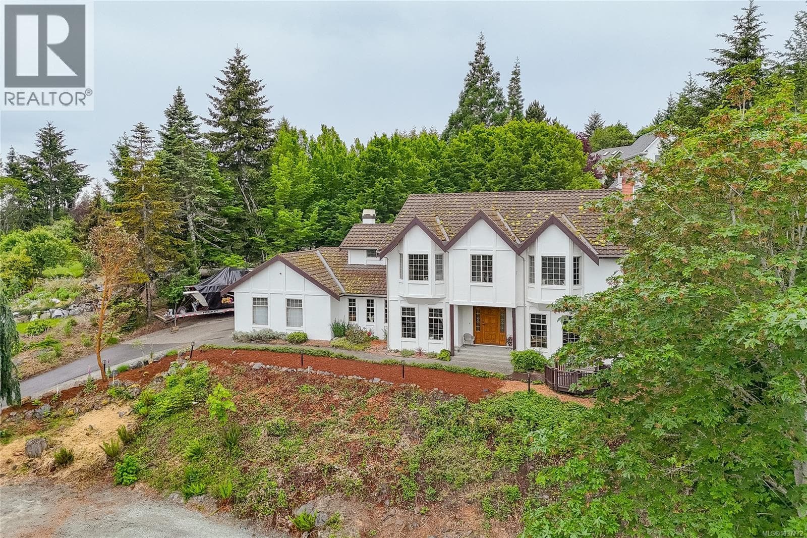 1855 Camas Dr, Victoria — photo 2