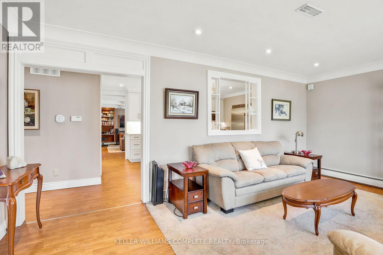 6 STEWART Drive, Toronto — photo 2