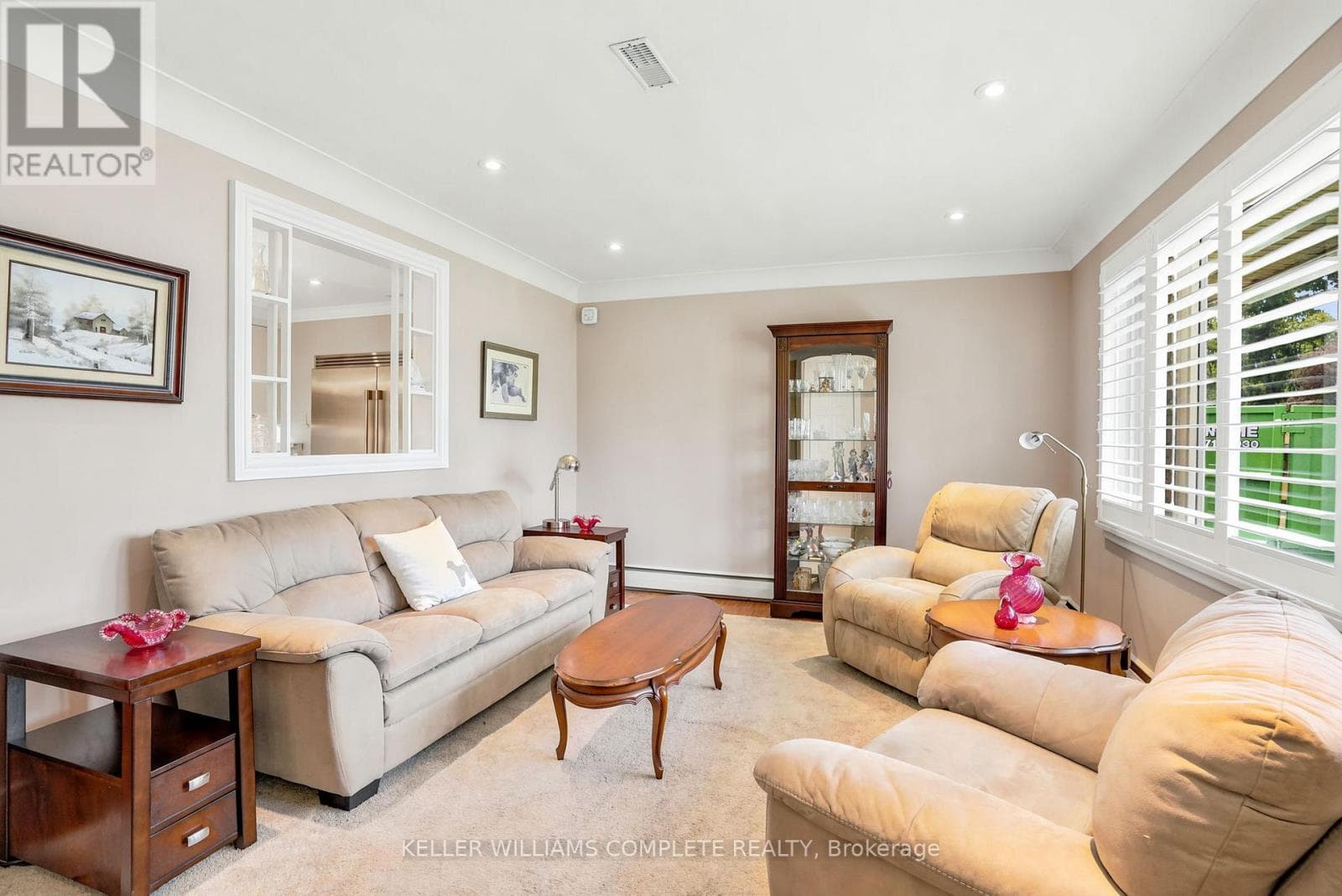 6 STEWART Drive, Toronto — photo 3