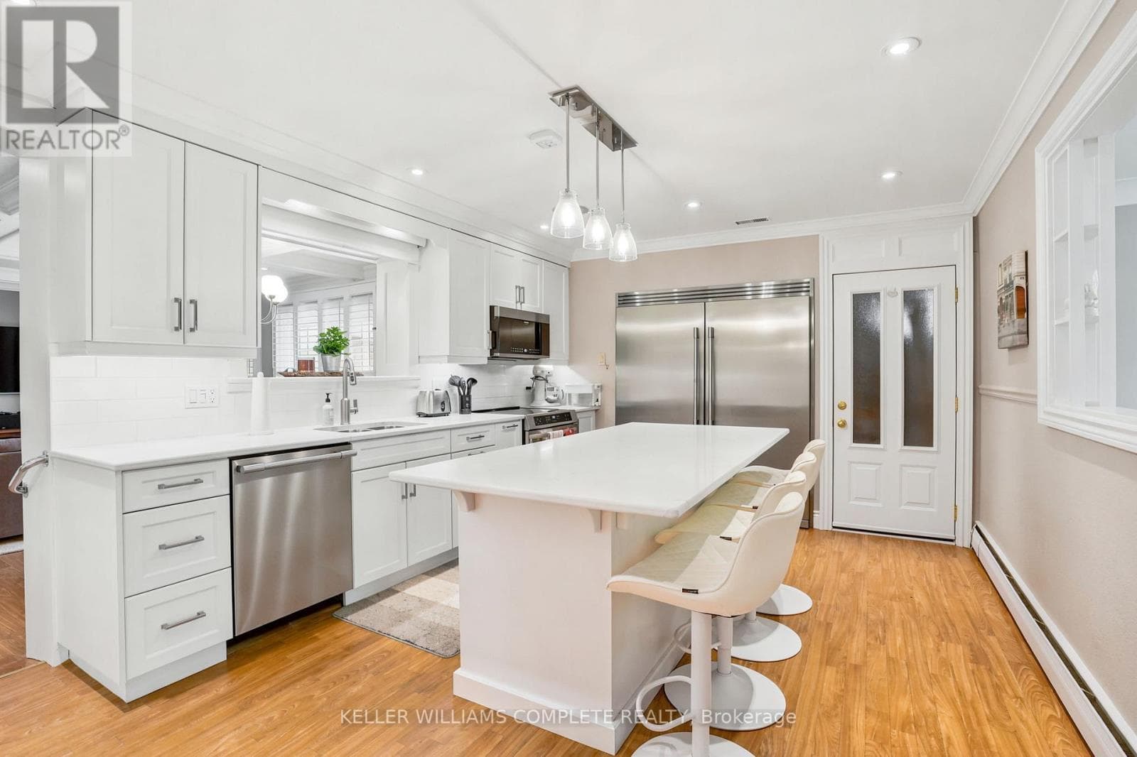 6 STEWART Drive, Toronto — photo 5