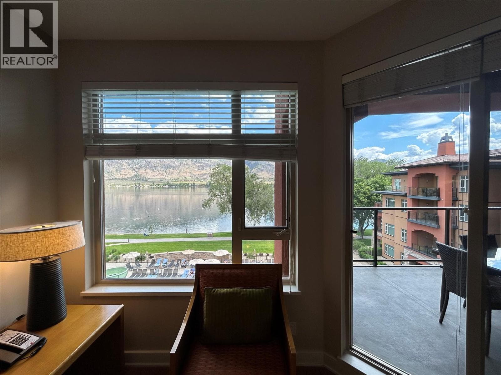 15 Park Place Unit# 434, Interior REALTORS® — photo 3