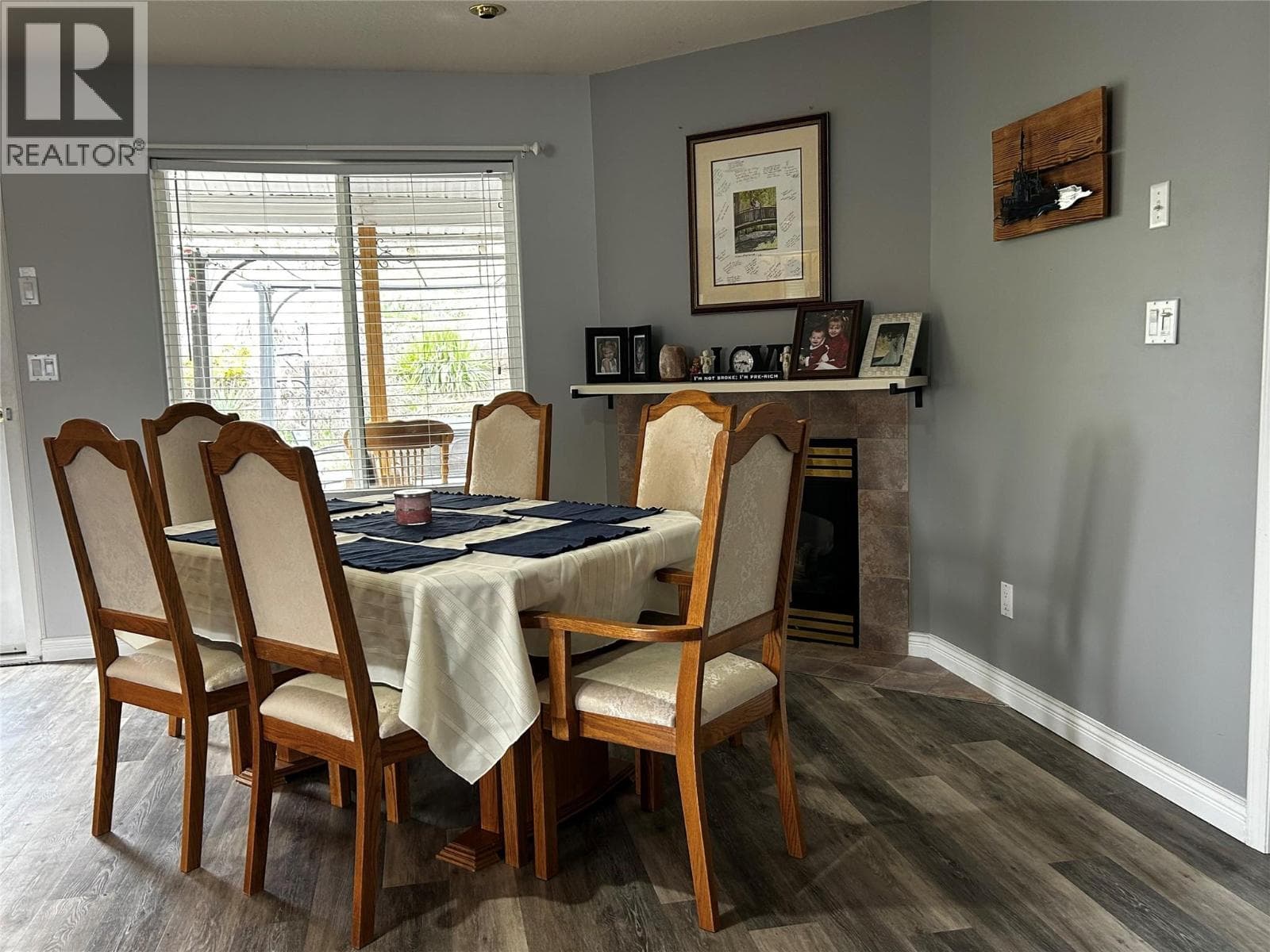 2024 MOUNTAIN VIEW AVENUE, Interior REALTORS® — photo 3
