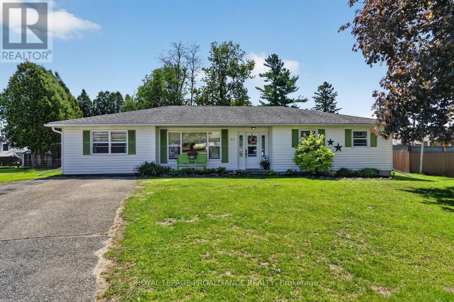 913 GEORGE STREET in 