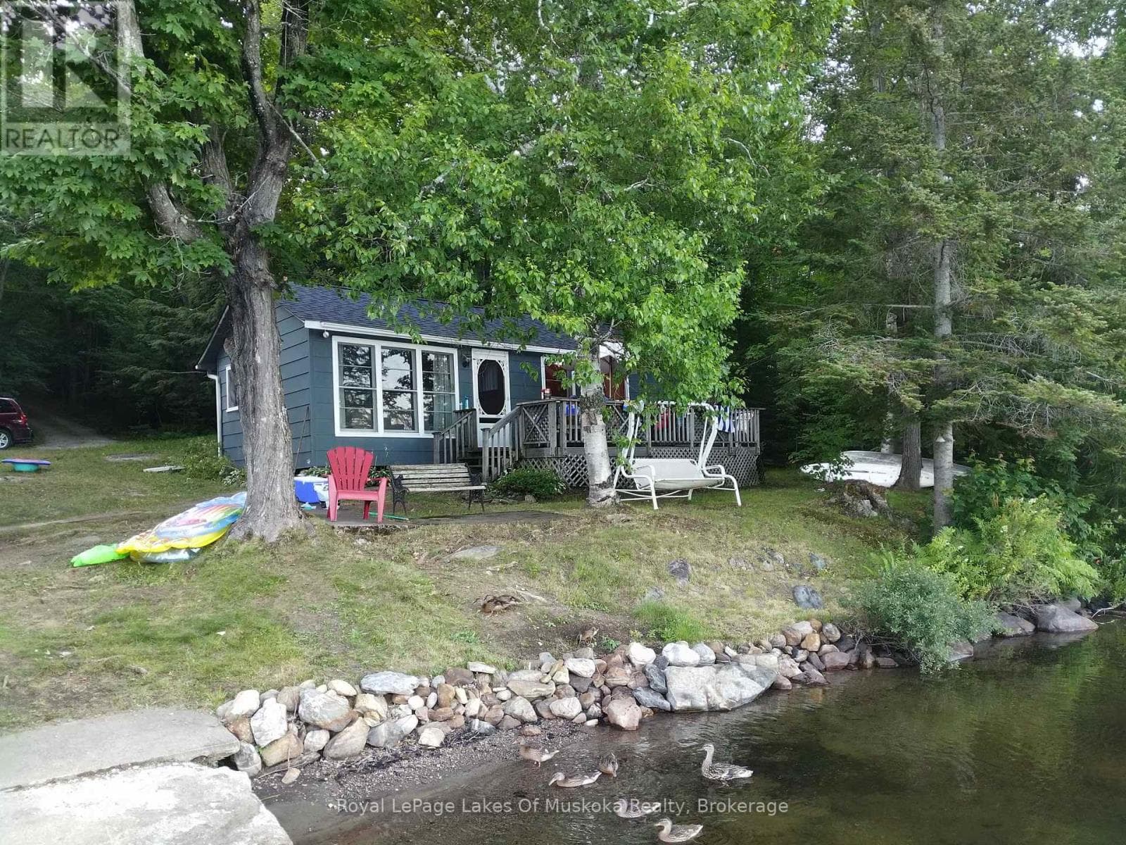 25 MAPLE DRIVE in 