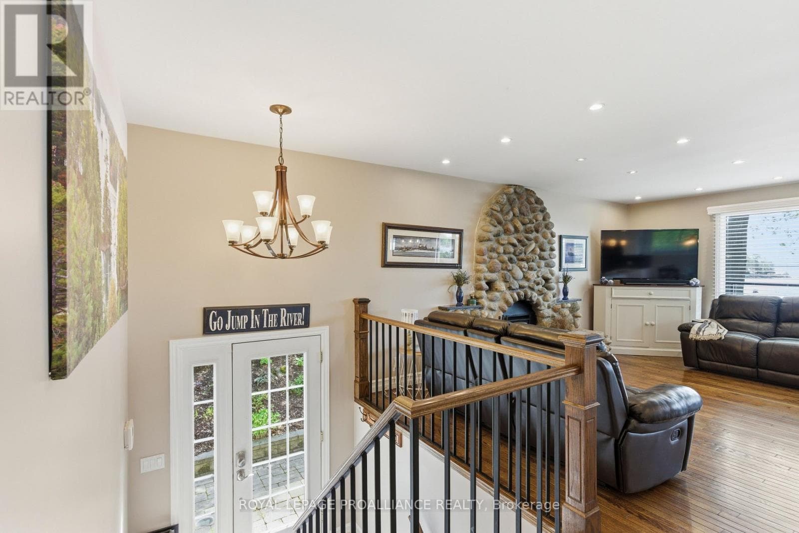 23 MOON ROAD, Rideau St.Lawrence — photo 2