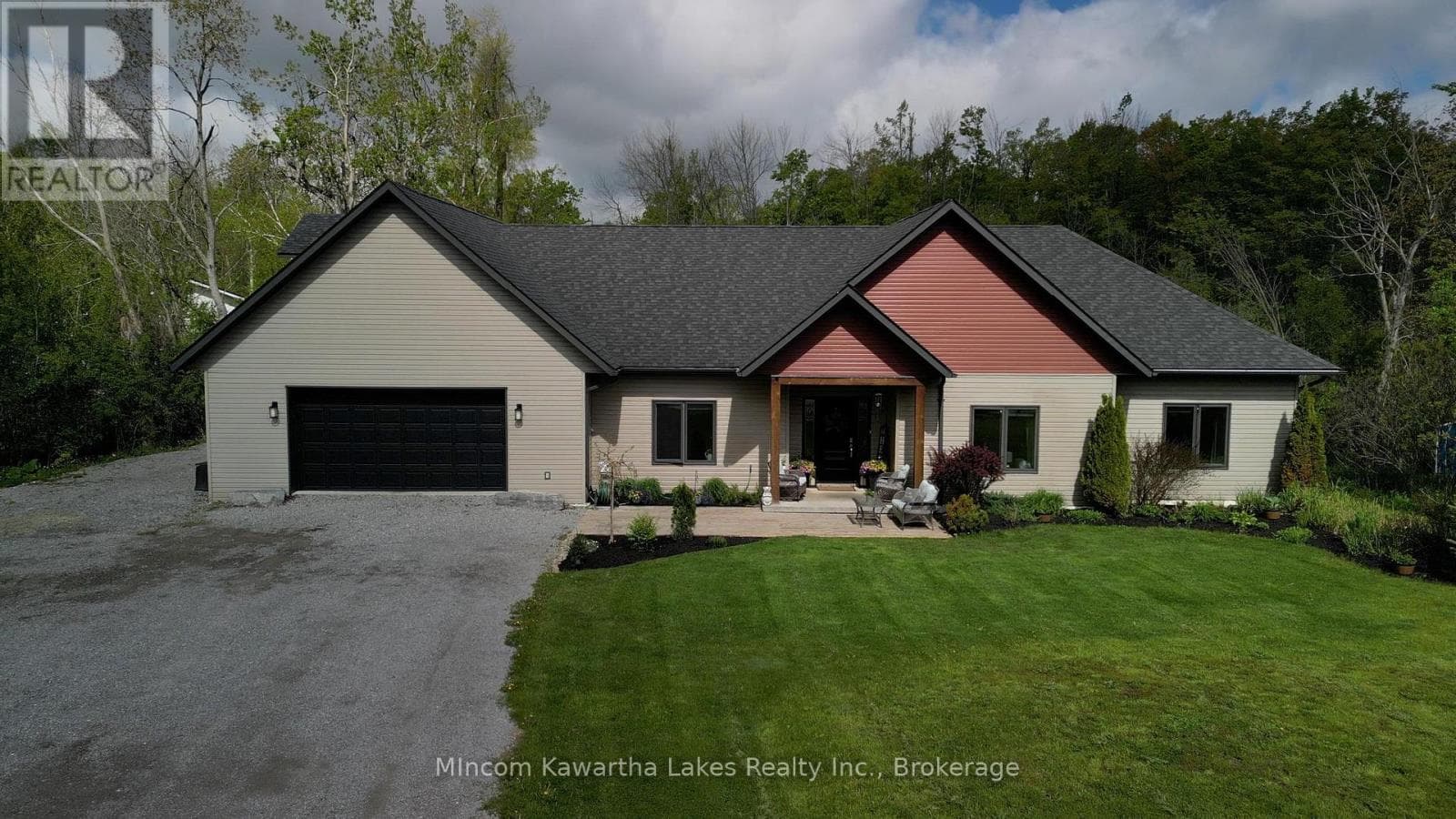 45 KENEDON DRIVE, Central Lakes — photo 2