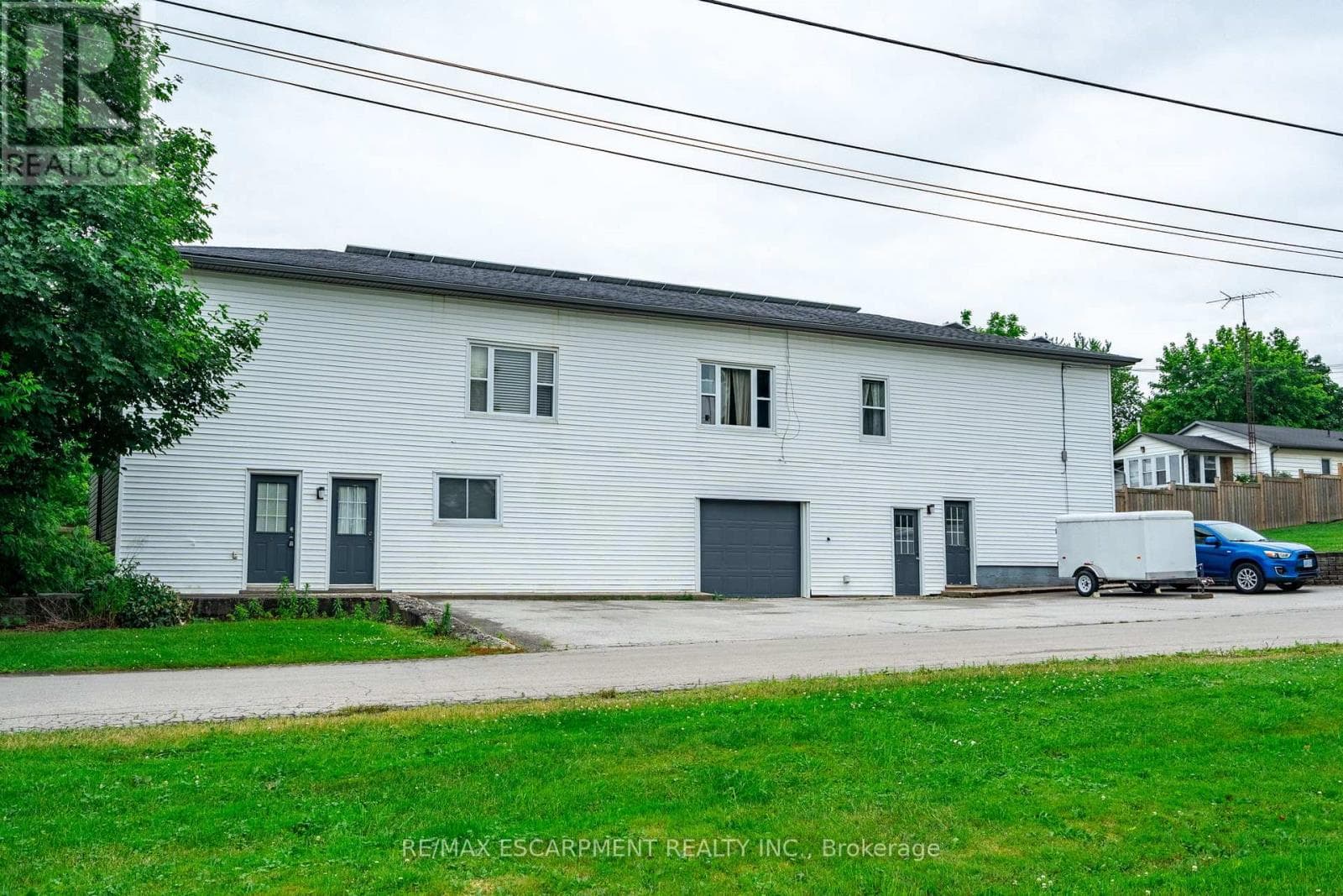 154-156 FREELTON ROAD, Toronto